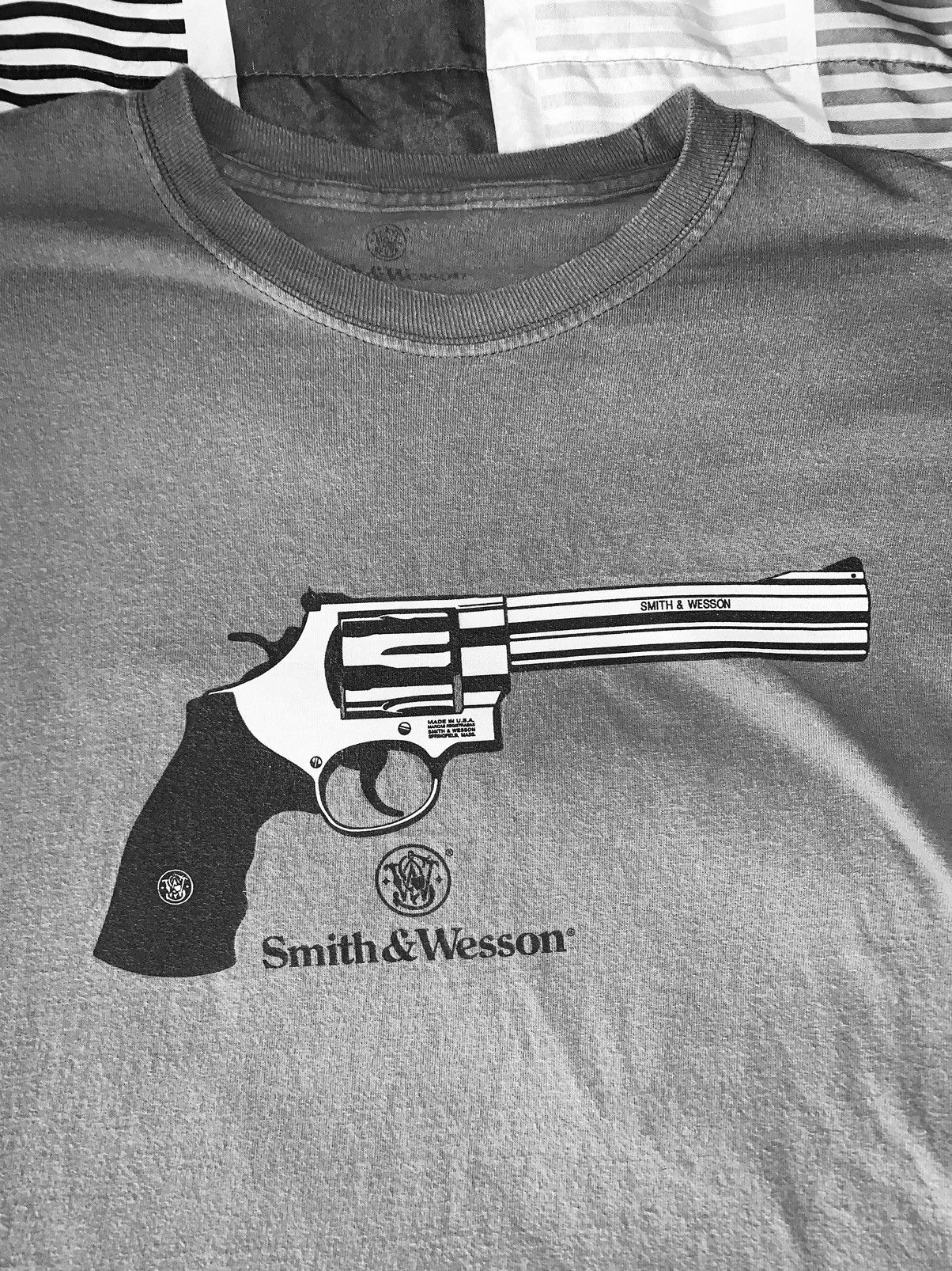 Vintage Vintage Smith and Wesson gun shirt | Grailed