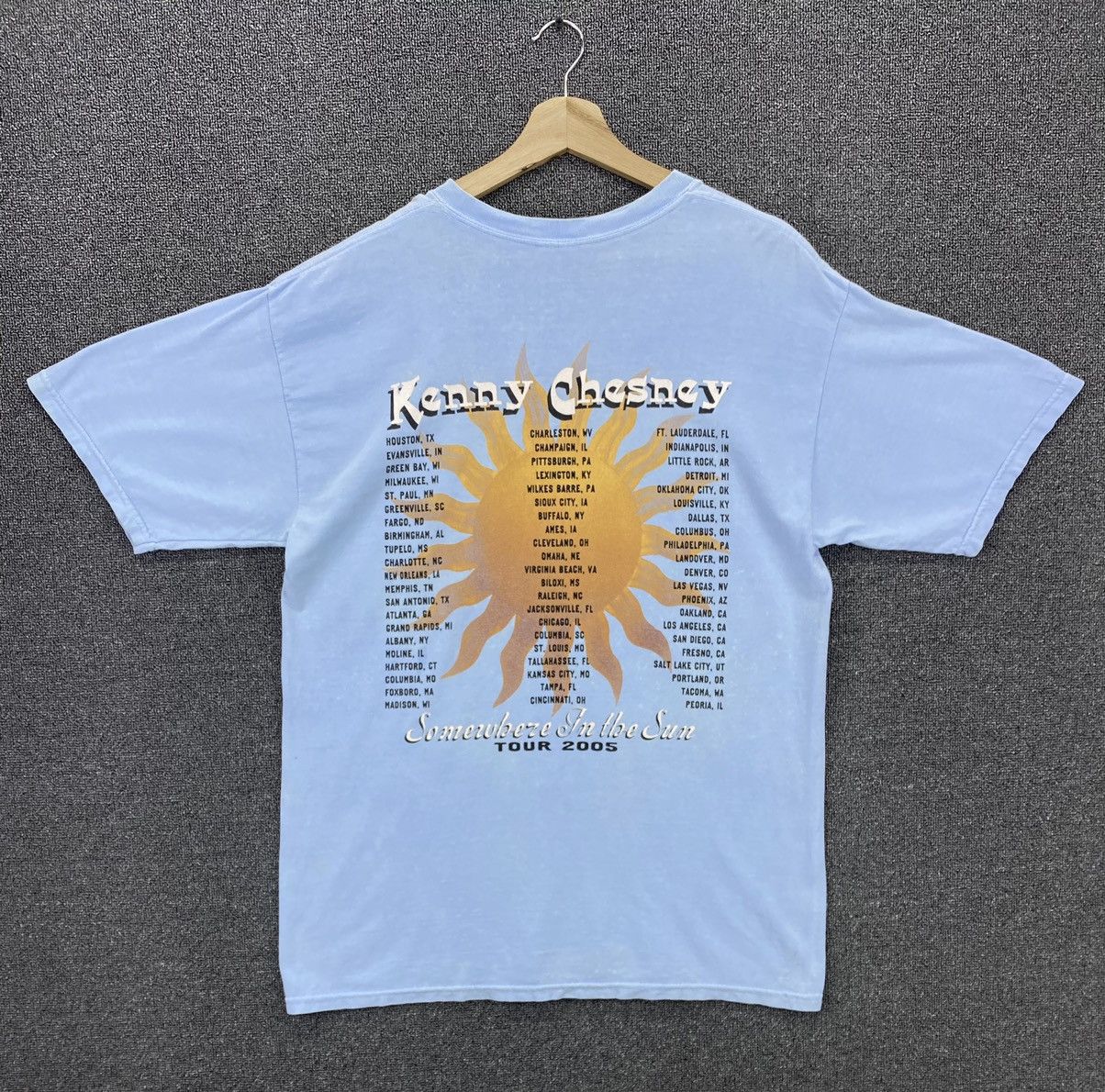Band Tees Vintage Kenny Chesney Somewhere In The Sun Band Tees T Shirt Size US L / EU 52-54 / 3 - 9 Thumbnail