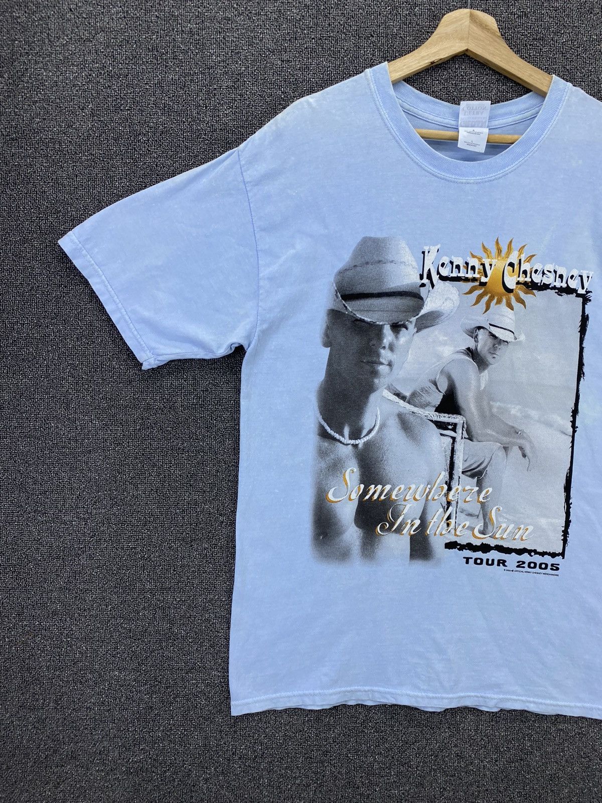 Band Tees Vintage Kenny Chesney Somewhere In The Sun Band Tees T Shirt Size US L / EU 52-54 / 3 - 3 Thumbnail