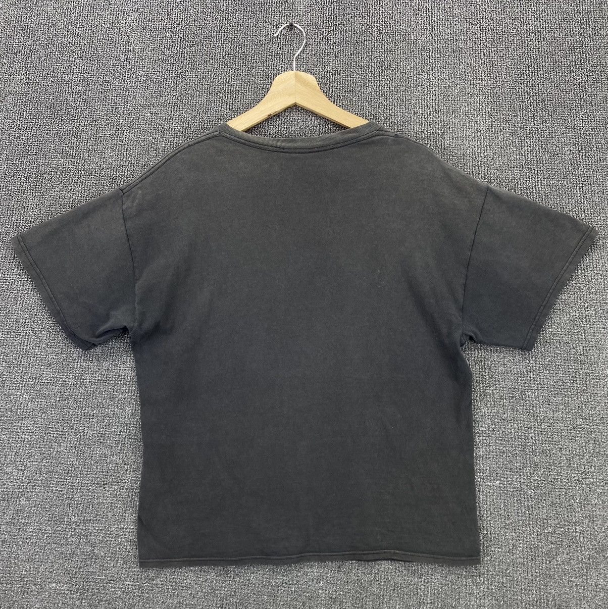 Band Tees Vintage Pink Floyd Trashed Punk Rock Band Tees T Shirts Size US L / EU 52-54 / 3 - 7 Thumbnail