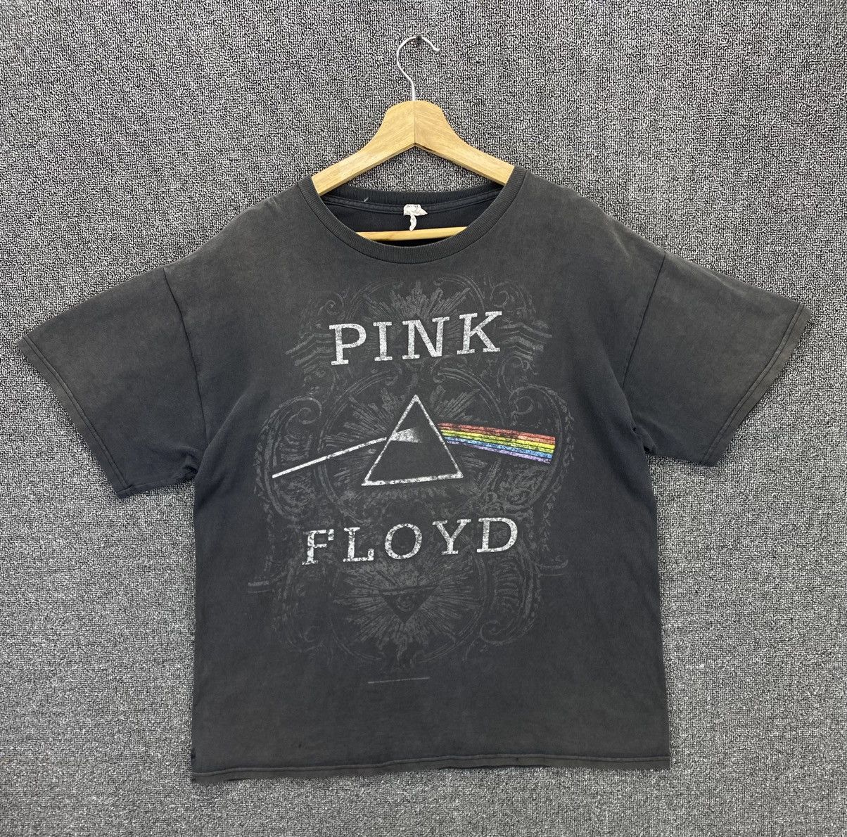 Band Tees Vintage Pink Floyd Trashed Punk Rock Band Tees T Shirts Size US L / EU 52-54 / 3 - 1 Thumbnail