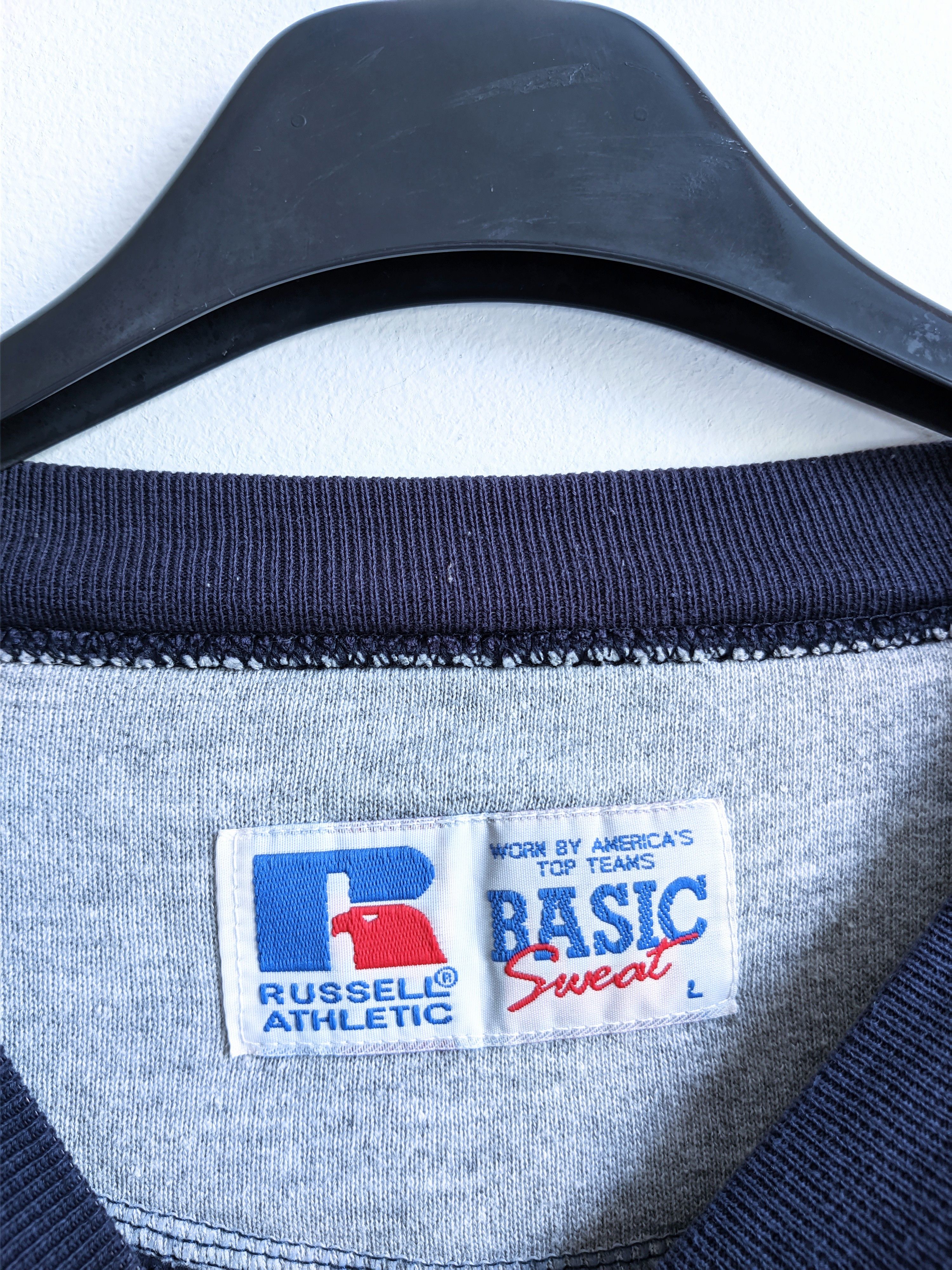 Russell Athletic vintage Russel Athletic sweatshirt big logo crew neck 90s Size US L / EU 52-54 / 3 - 4 Thumbnail