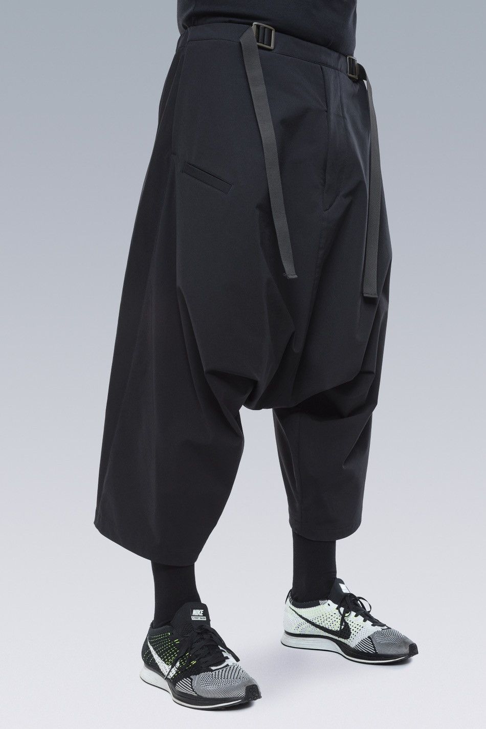 image of Acronym P27H-Ds Black S Small, Men's (Size 30)