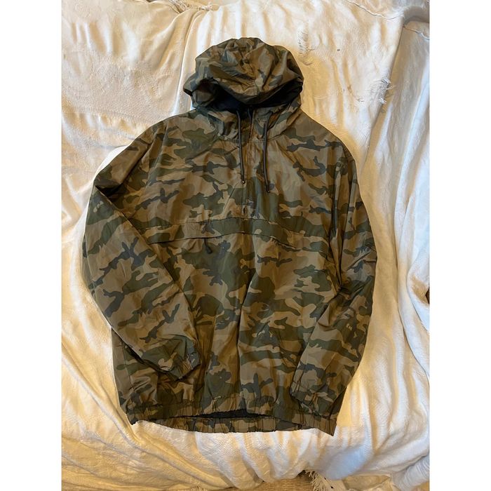 H&m best sale camo hoodie