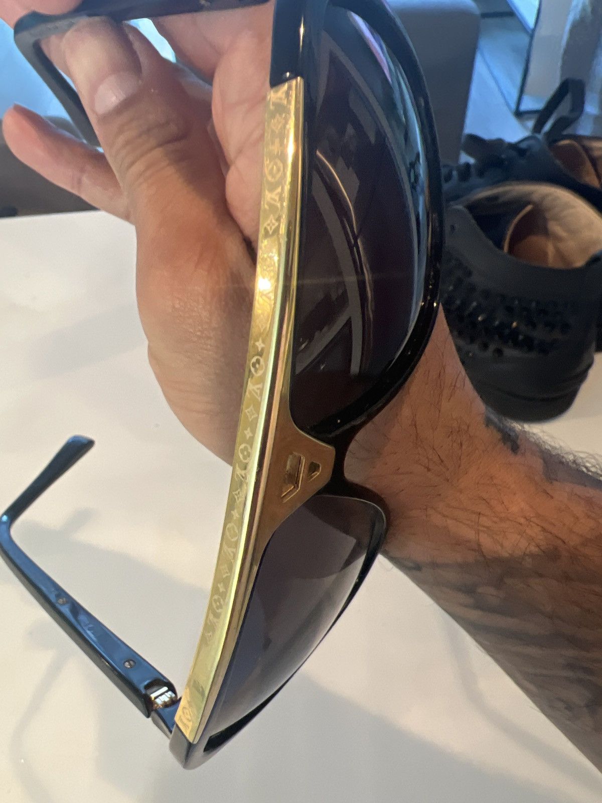Black & Gold LV Evidence Sunglasses