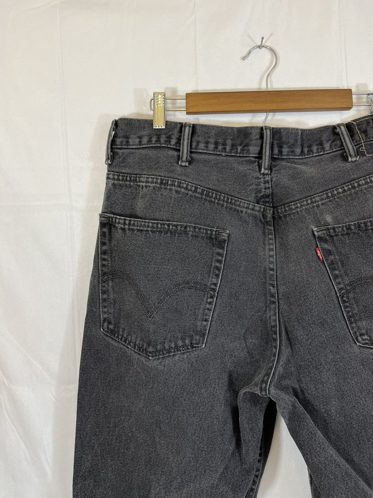 Levi's Vintage Levi 550 Black Faded Distressed Jeans Size US 38 / EU 54 - 16 Thumbnail