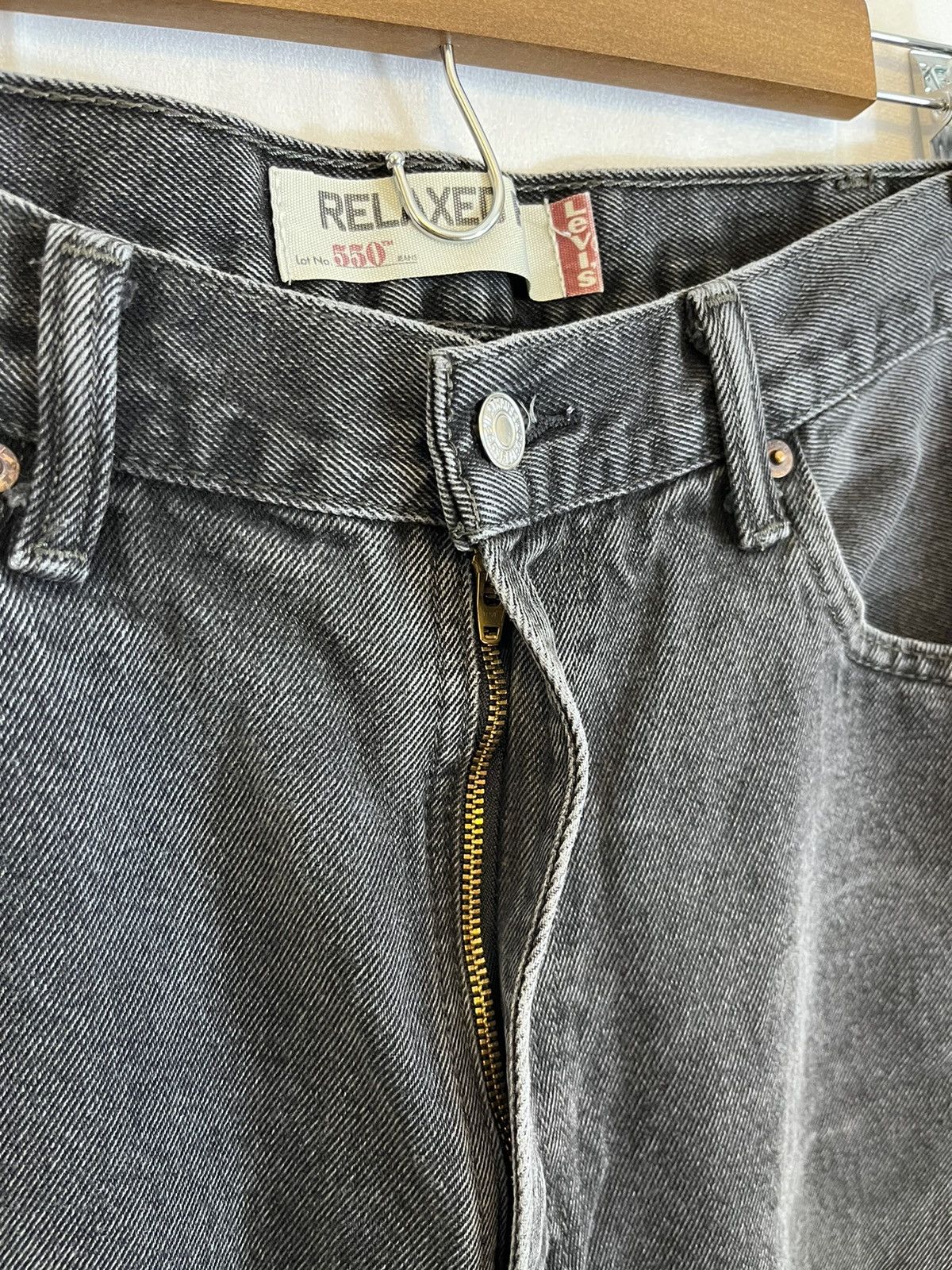 Levi's Vintage Levi 550 Black Faded Distressed Jeans Size US 38 / EU 54 - 7 Thumbnail