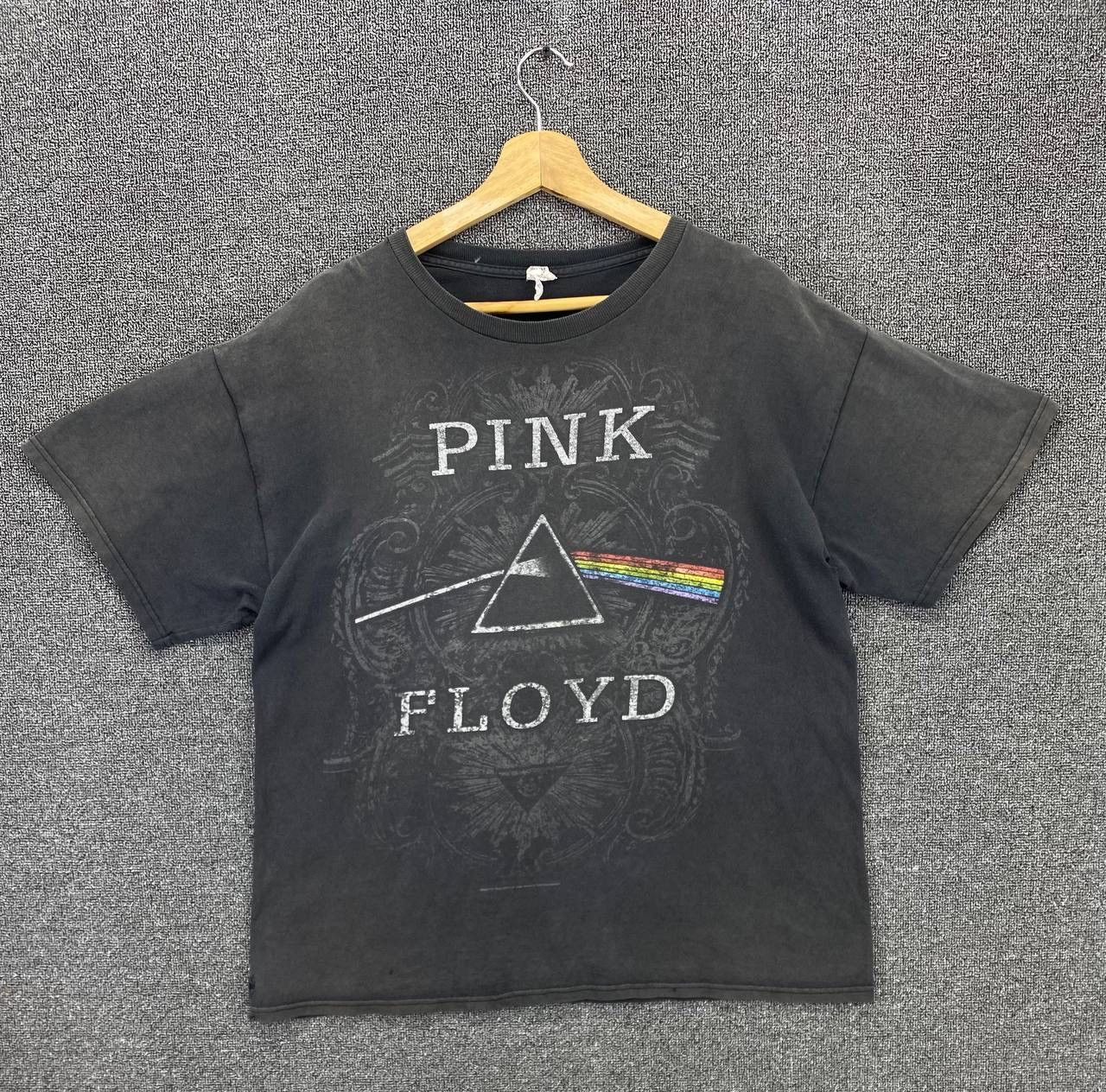 Band Tees Vintage Pink Floyd Punk Rock Band Trashed Tees T Shirts Size US L / EU 52-54 / 3 - 1 Thumbnail