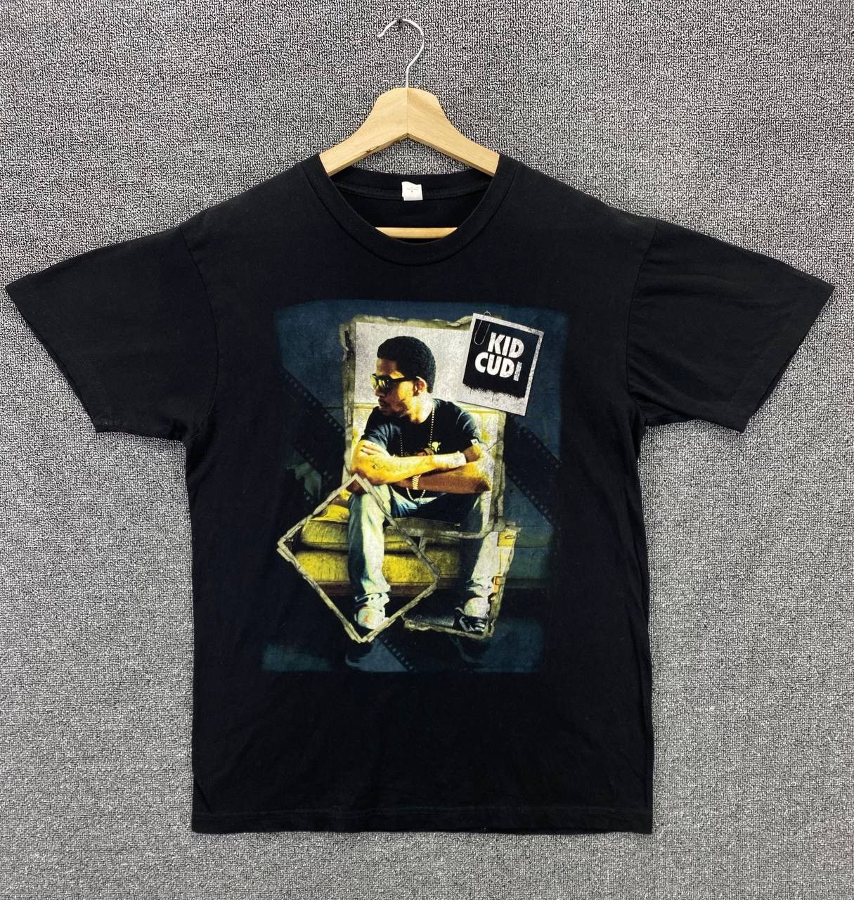 Band Tees Vintage Y2K Kid Cudi Rapper Hip Hop Band Tees T Shirts Size US M / EU 48-50 / 2 - 1 Thumbnail