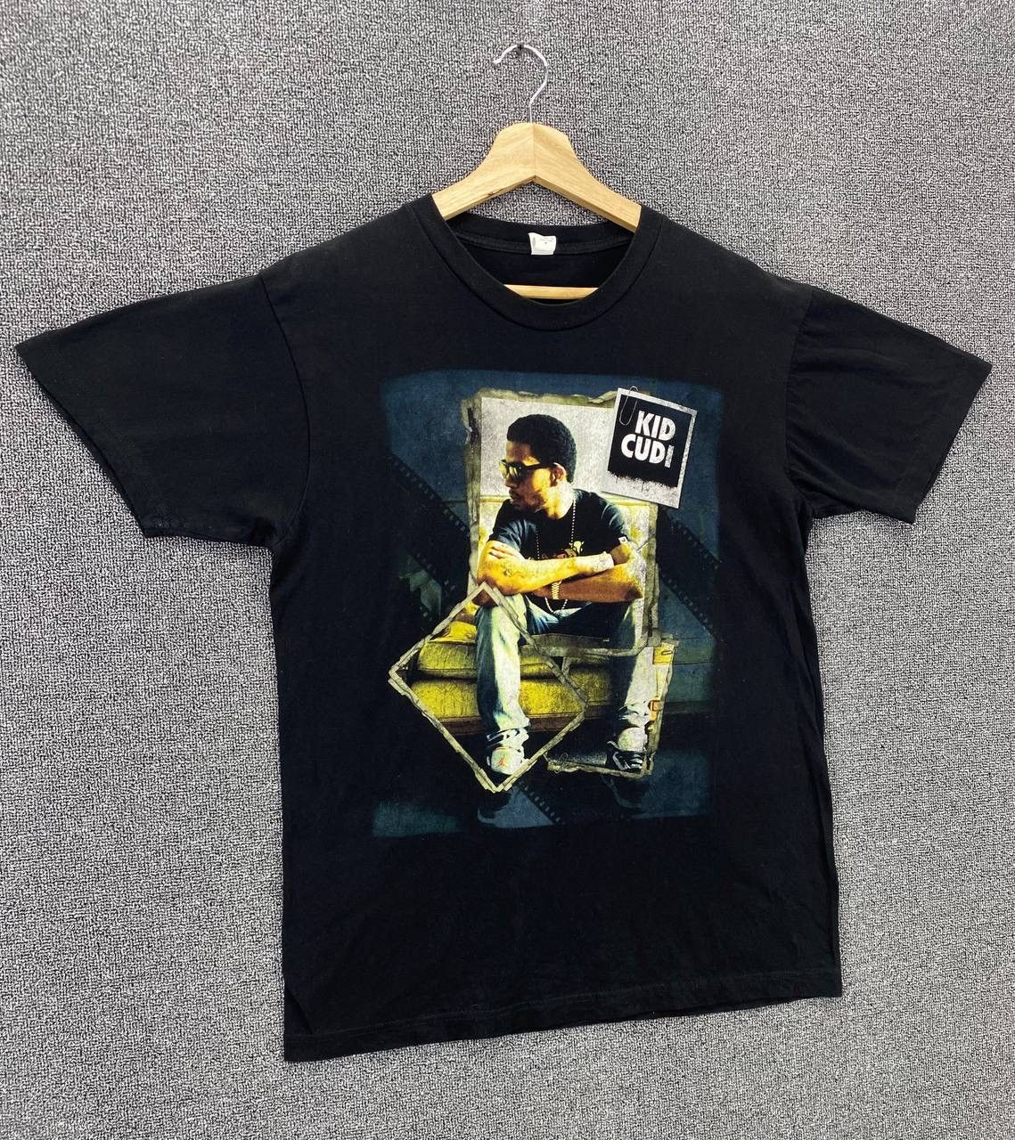 Band Tees Vintage Y2K Kid Cudi Rapper Hip Hop Band Tees T Shirts Size US M / EU 48-50 / 2 - 2 Thumbnail