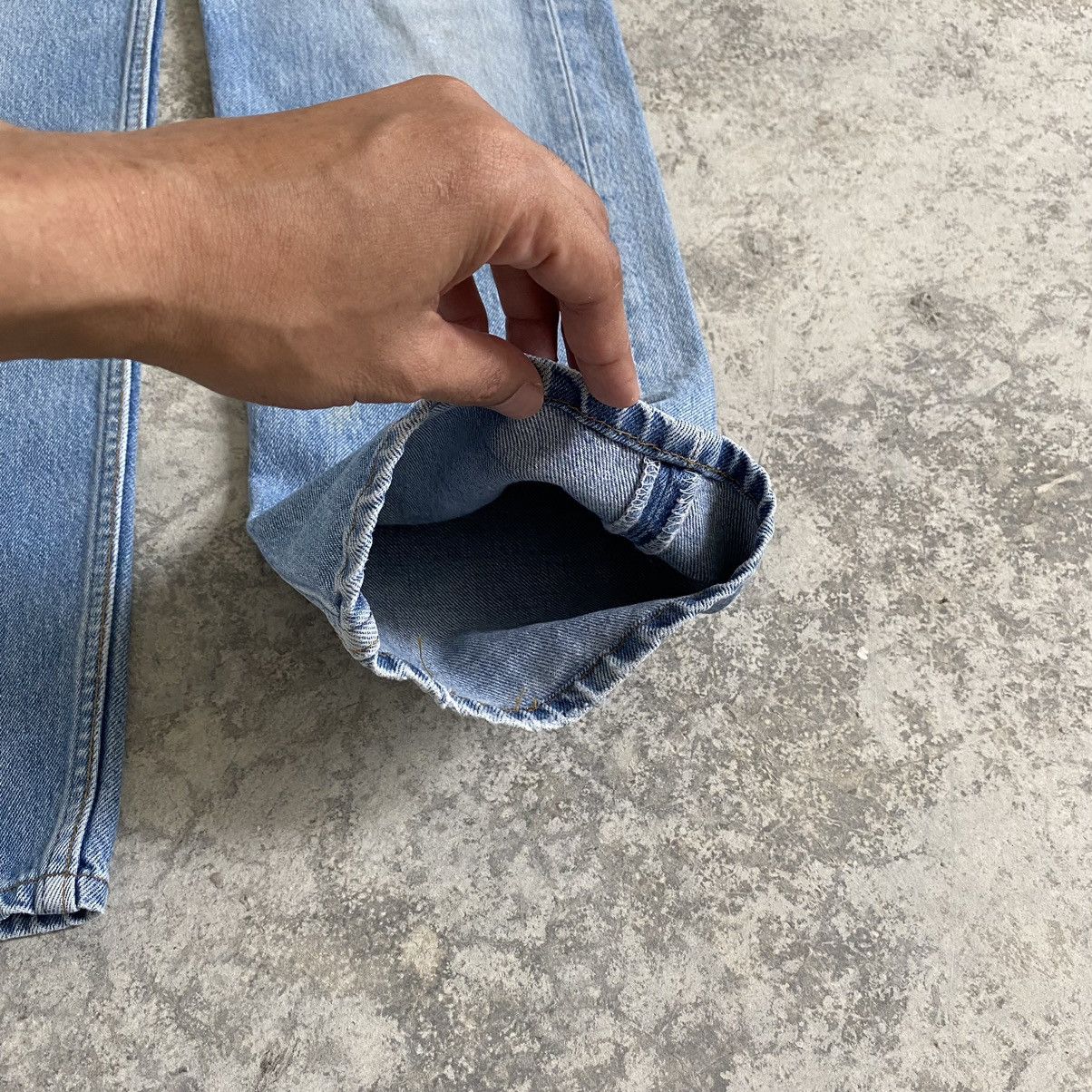 Levi's VTG Early 90’s Levi's 501 Faded Blue Denim Jeans Size US 28 / EU 44 - 6 Thumbnail