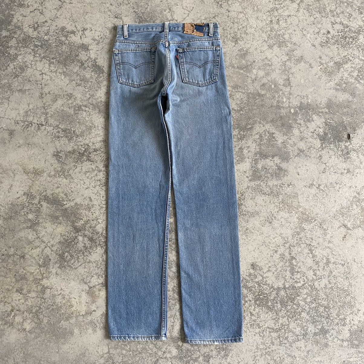 Levi's VTG Early 90’s Levi's 501 Faded Blue Denim Jeans Size US 28 / EU 44 - 12 Thumbnail
