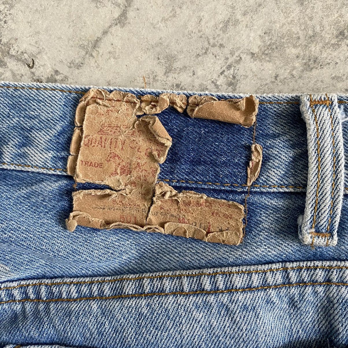 Levi's VTG Early 90’s Levi's 501 Faded Blue Denim Jeans Size US 28 / EU 44 - 16 Thumbnail