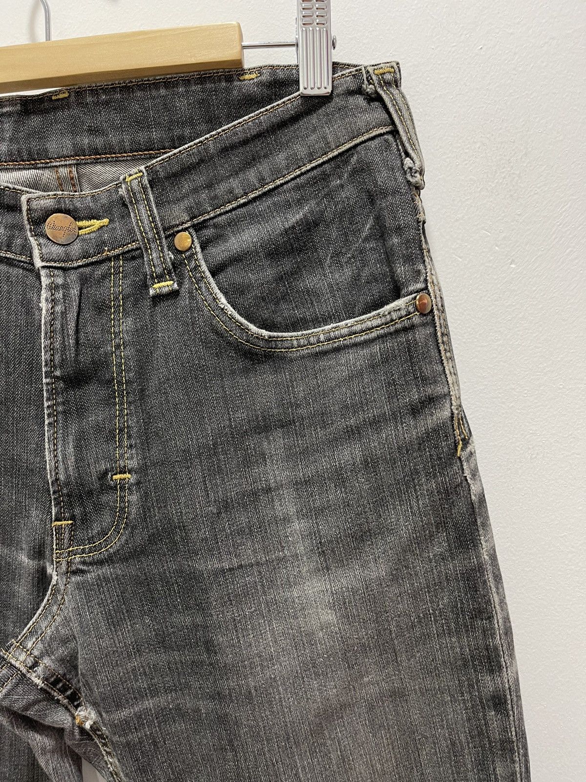 Japanese Brand × Vintage × Wrangler VINTAGE WRANGLER WASHED BLACK DISTRESSED JEANS Size US 30 / EU 46 - 7 Thumbnail