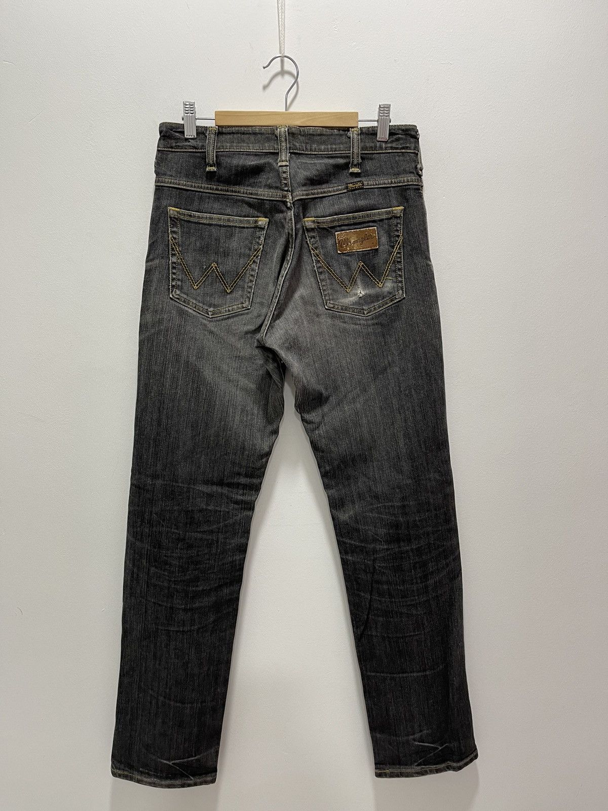 Japanese Brand × Vintage × Wrangler VINTAGE WRANGLER WASHED BLACK DISTRESSED JEANS Size US 30 / EU 46 - 1 Thumbnail