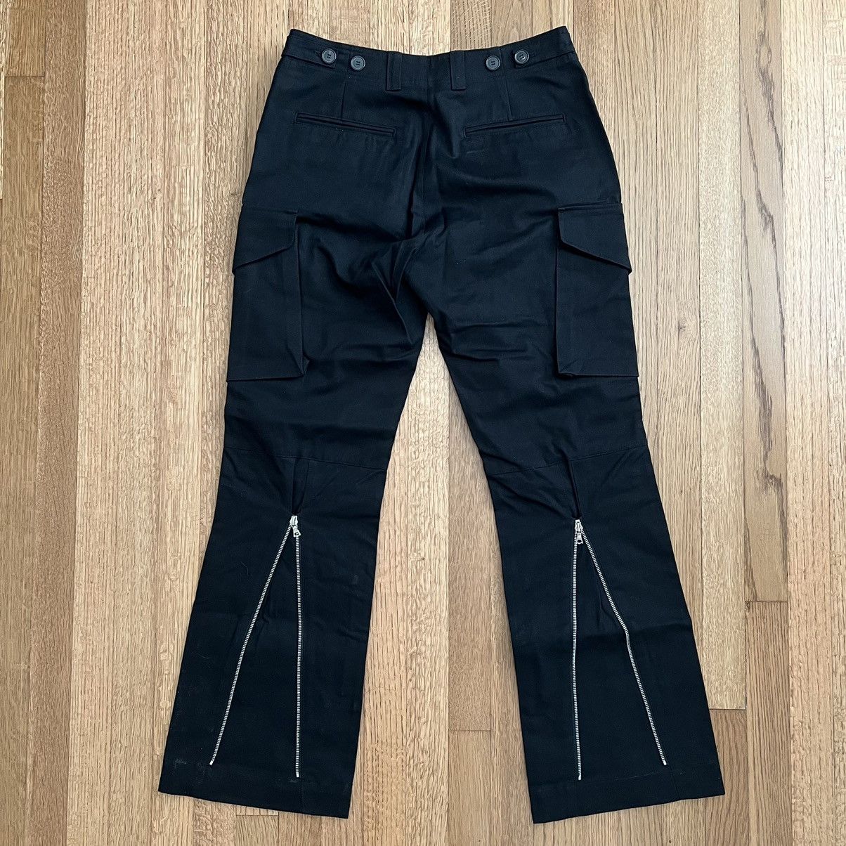 CMMAWEAR CMMAWEAR Hourglass Back Zip Cargo Pants (Ink Black) | Grailed