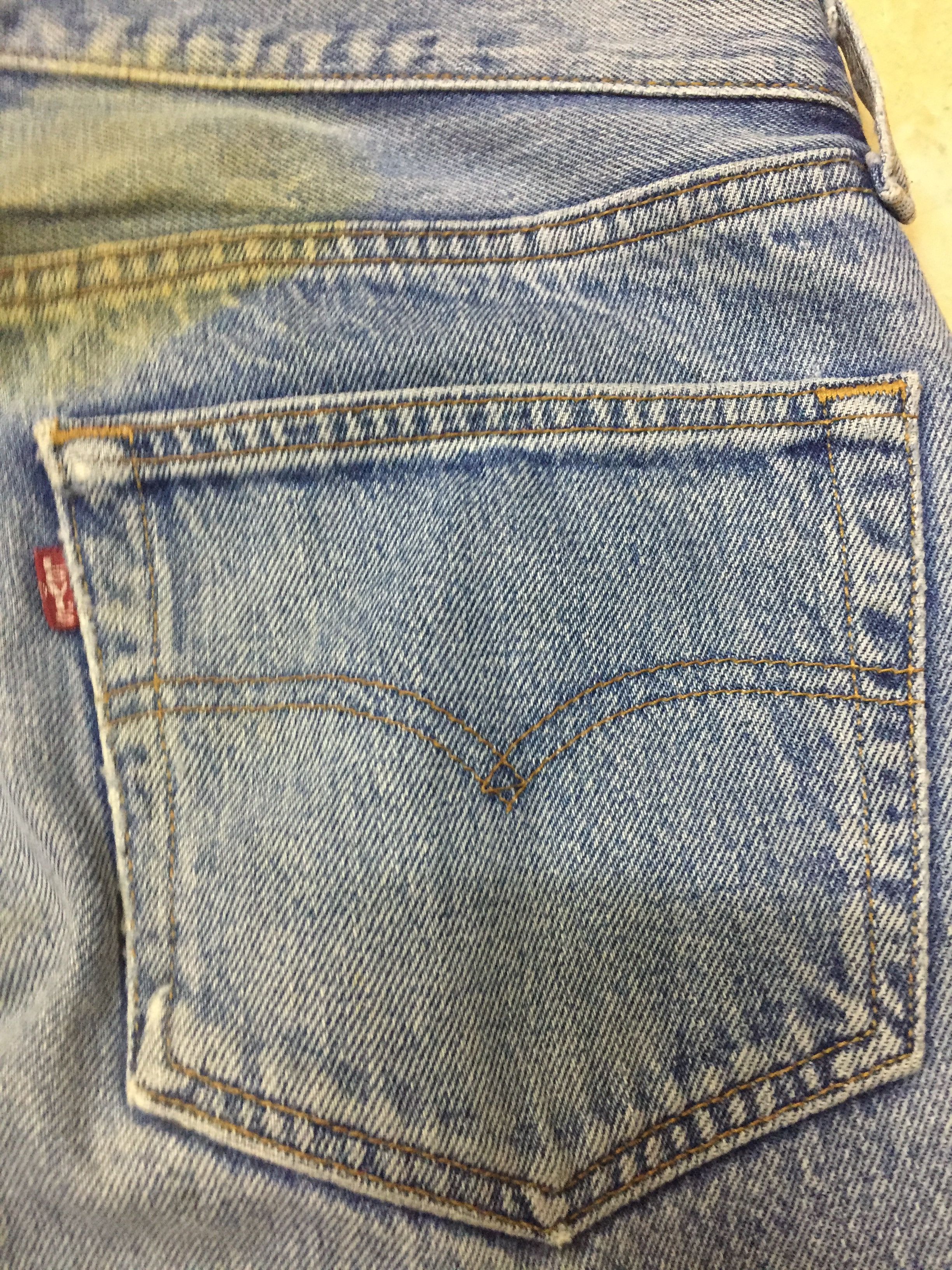 Levi's Vintage 90’s Levis 501 light wash Distressed Denim Size US 35 - 8 Thumbnail