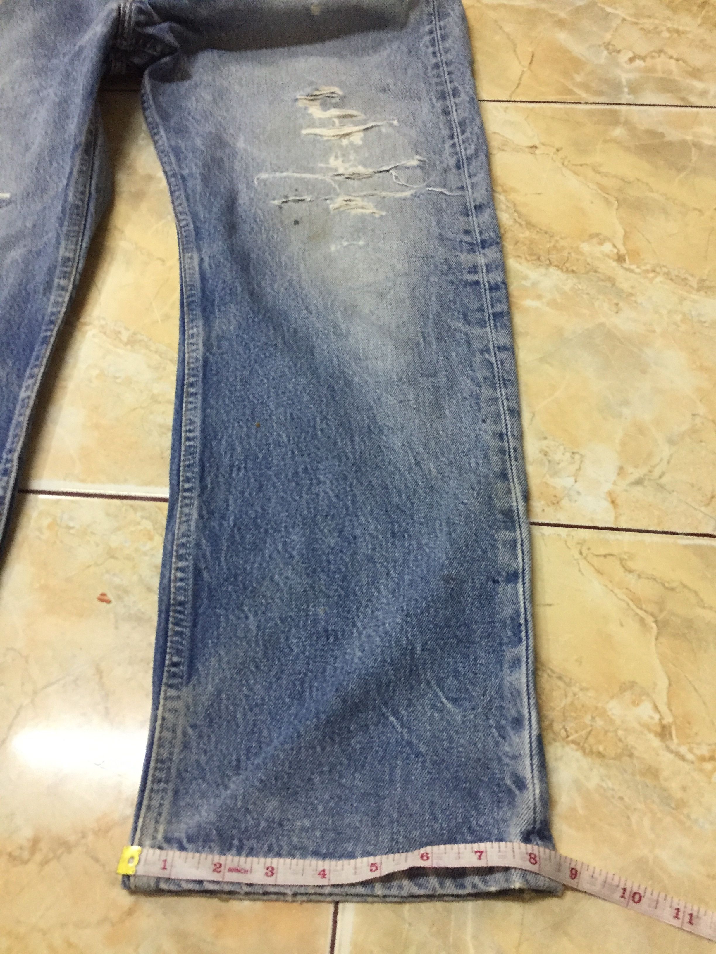 Levi's Vintage 90’s Levis 501 light wash Distressed Denim Size US 35 - 14 Thumbnail