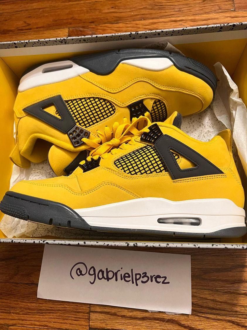 jordan retro 4 lightweight jacket