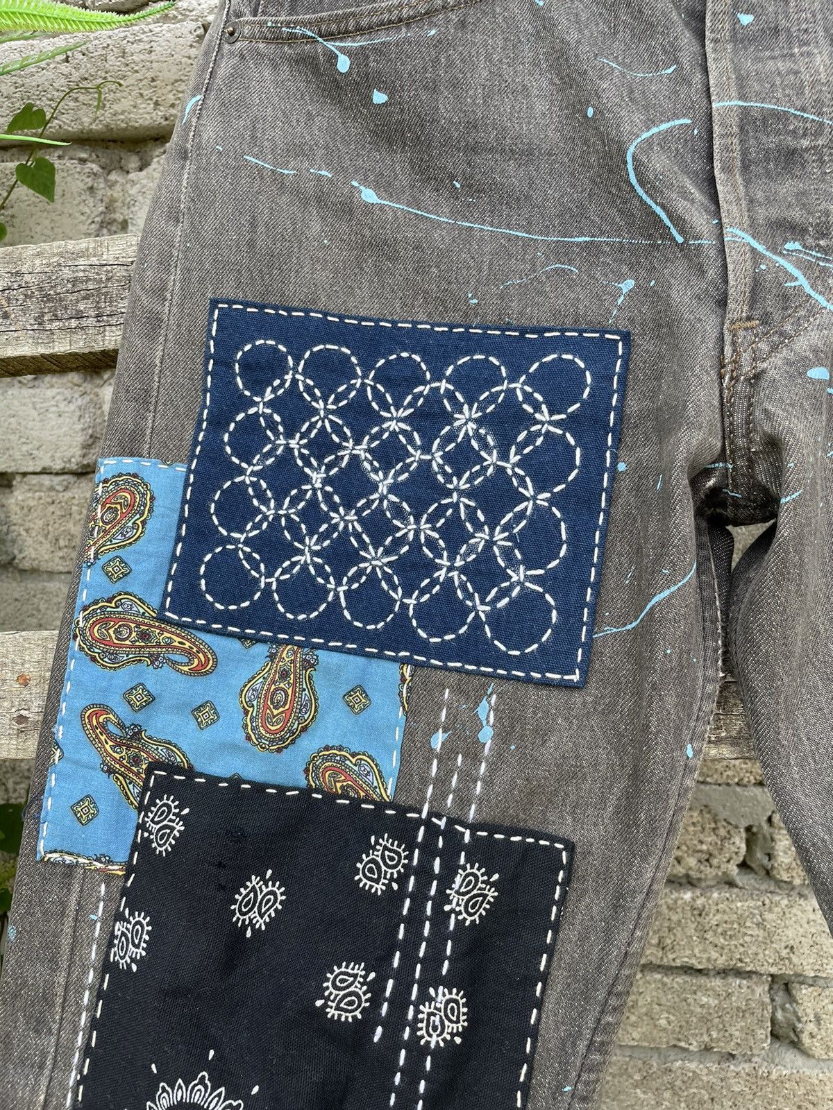 Levi's × Levi's Vintage Clothing Levis 501 Sashiko Patchwork Reworked Painter Denim Jeans Size US 32 / EU 48 - 4 Thumbnail