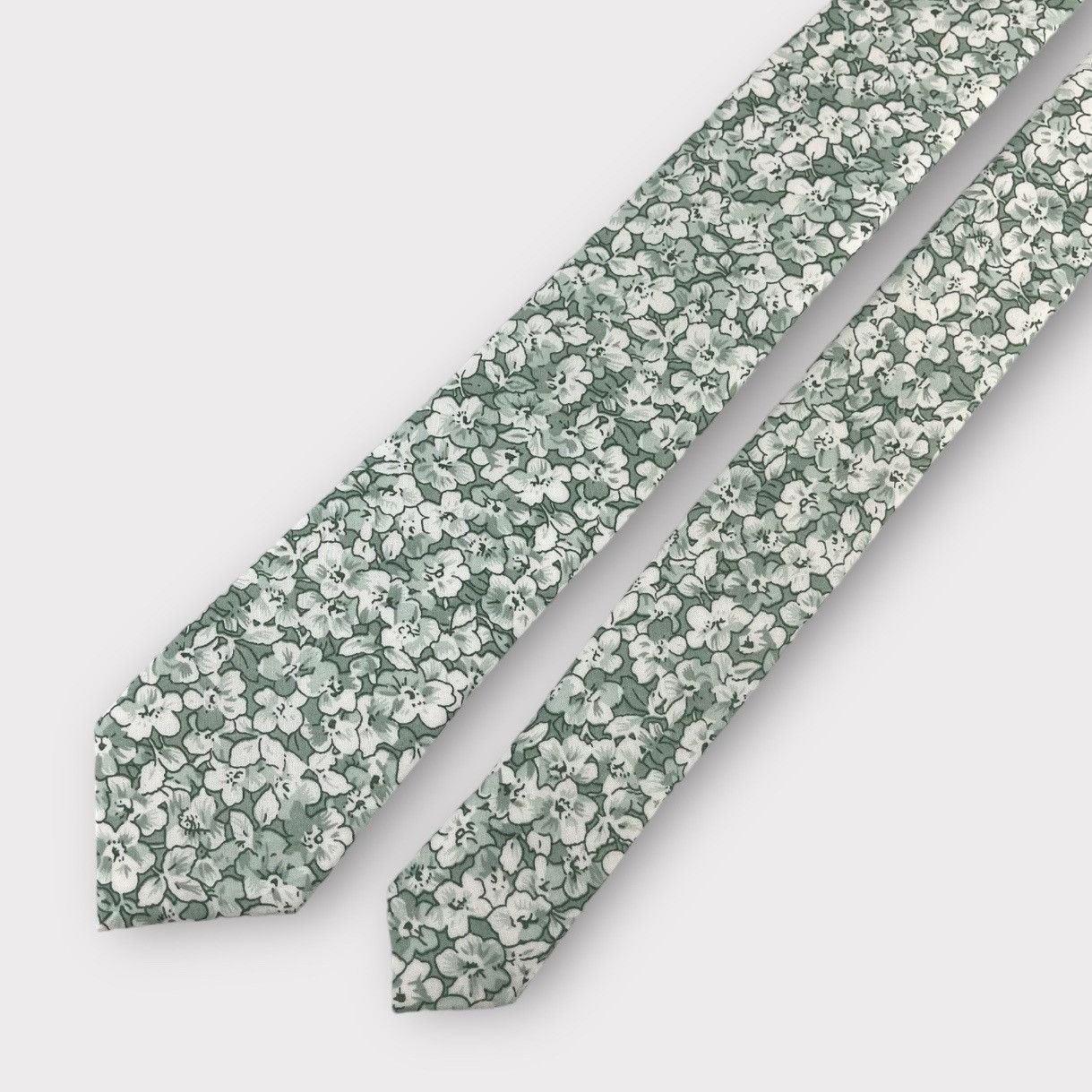 Other Men's Misty Sage Green Floral Print Necktie Slim 2.5” Width Size ONE SIZE - 5 Thumbnail