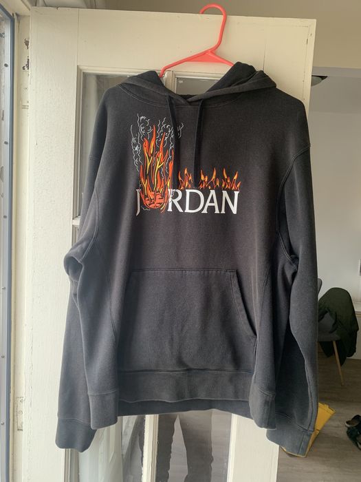 Air jordan x travis scott online hoodie