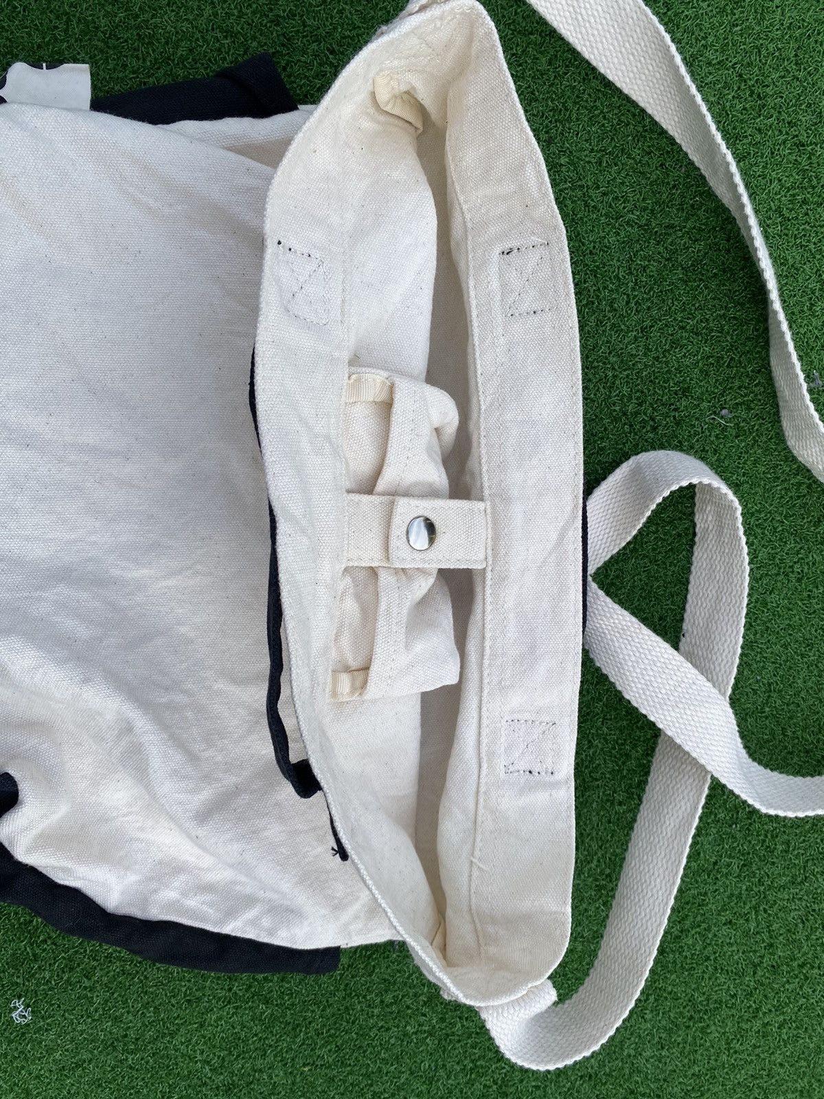Issey Miyake Issey Miyake Ne-net Multi Pocket Sling Bag Size ONE SIZE - 8 Thumbnail