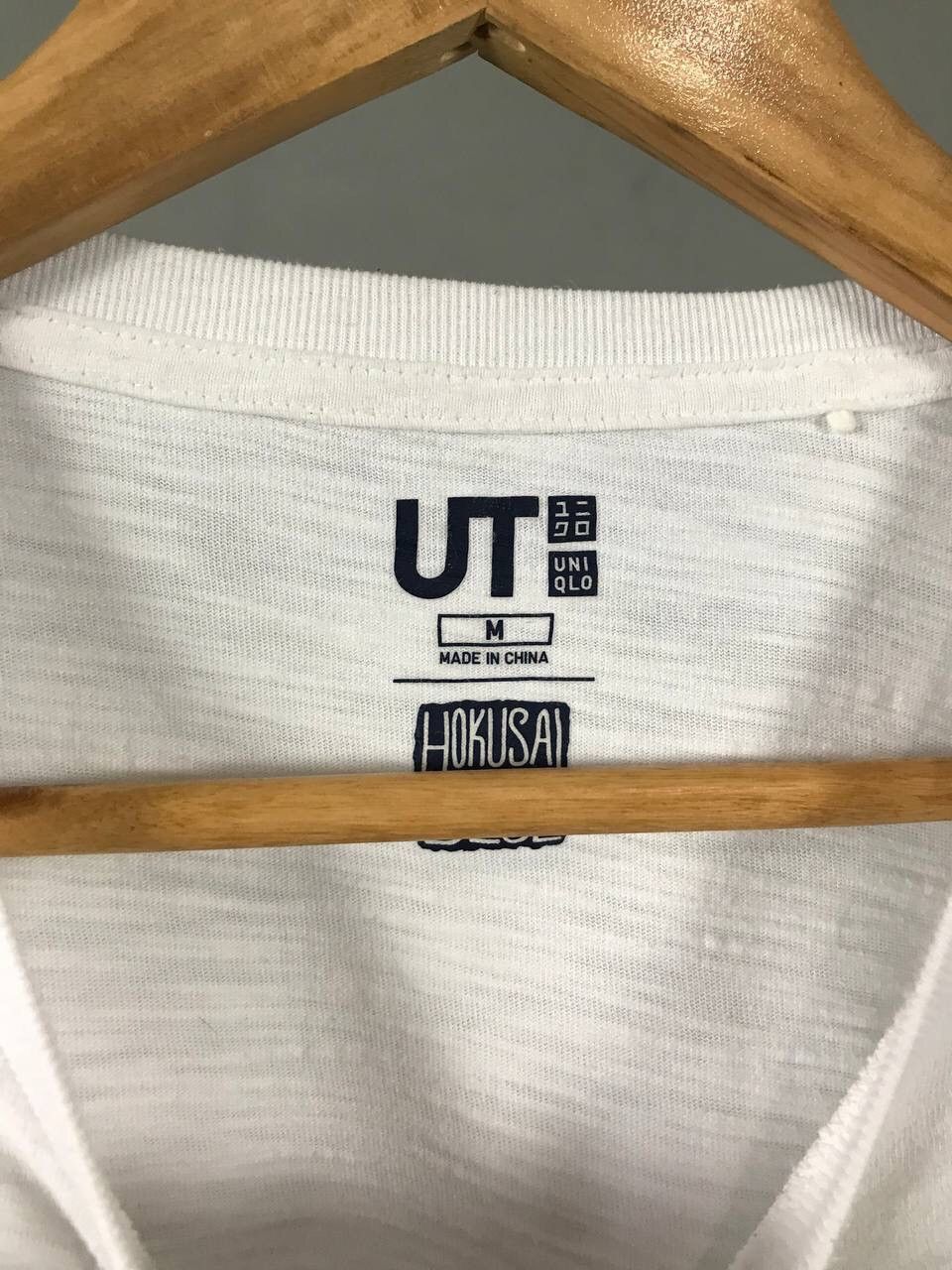 Uniqlo Uniqlo X Hokusai Blue Japanese Streetwear Tee Size US S / EU 44-46 / 1 - 4 Thumbnail