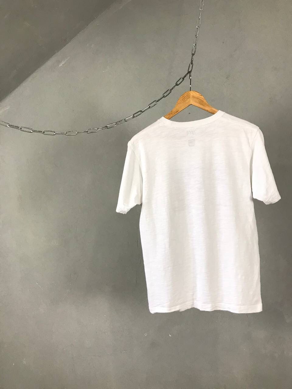 Uniqlo Uniqlo X Hokusai Blue Japanese Streetwear Tee Size US S / EU 44-46 / 1 - 6 Thumbnail