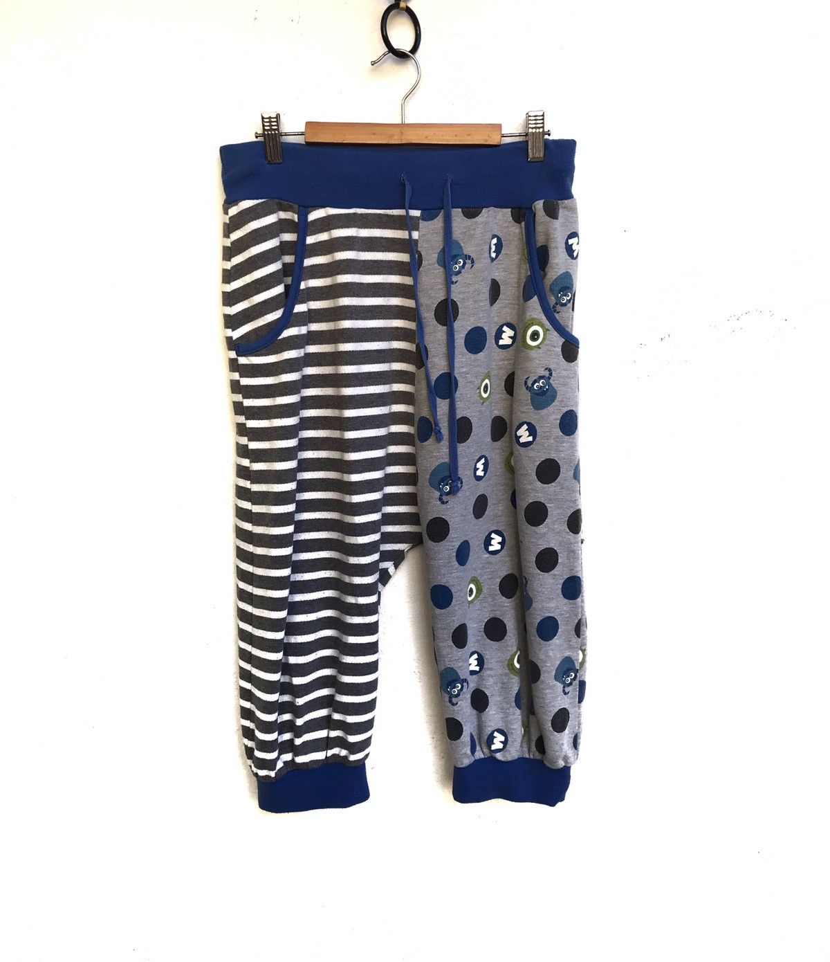 🔥Disney Monster Three Quarter Pants
