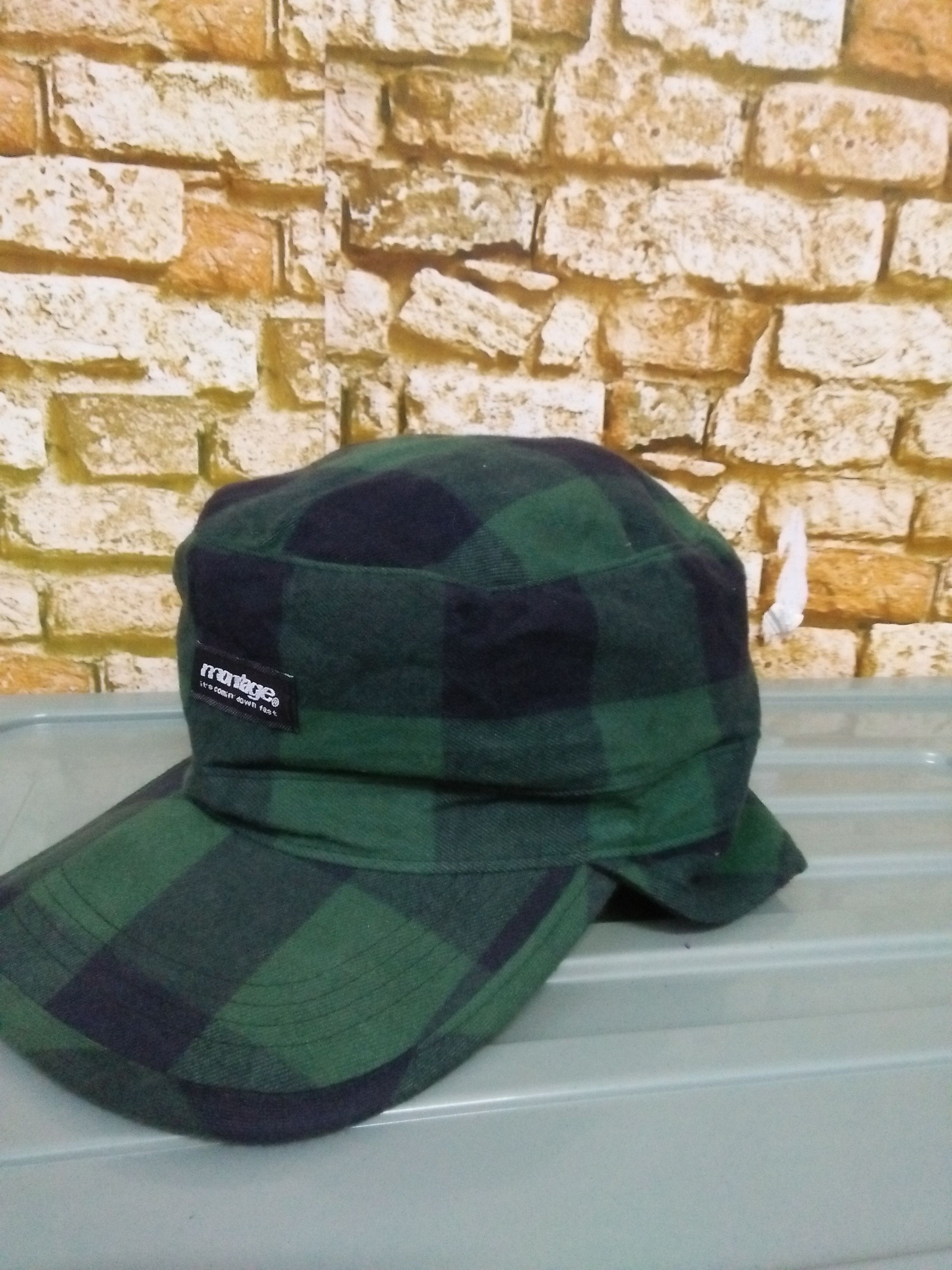 Montage MONTAGE JAPAN HATS OVERNECK 5 PANEL (B414) Size ONE SIZE - 1 Thumbnail