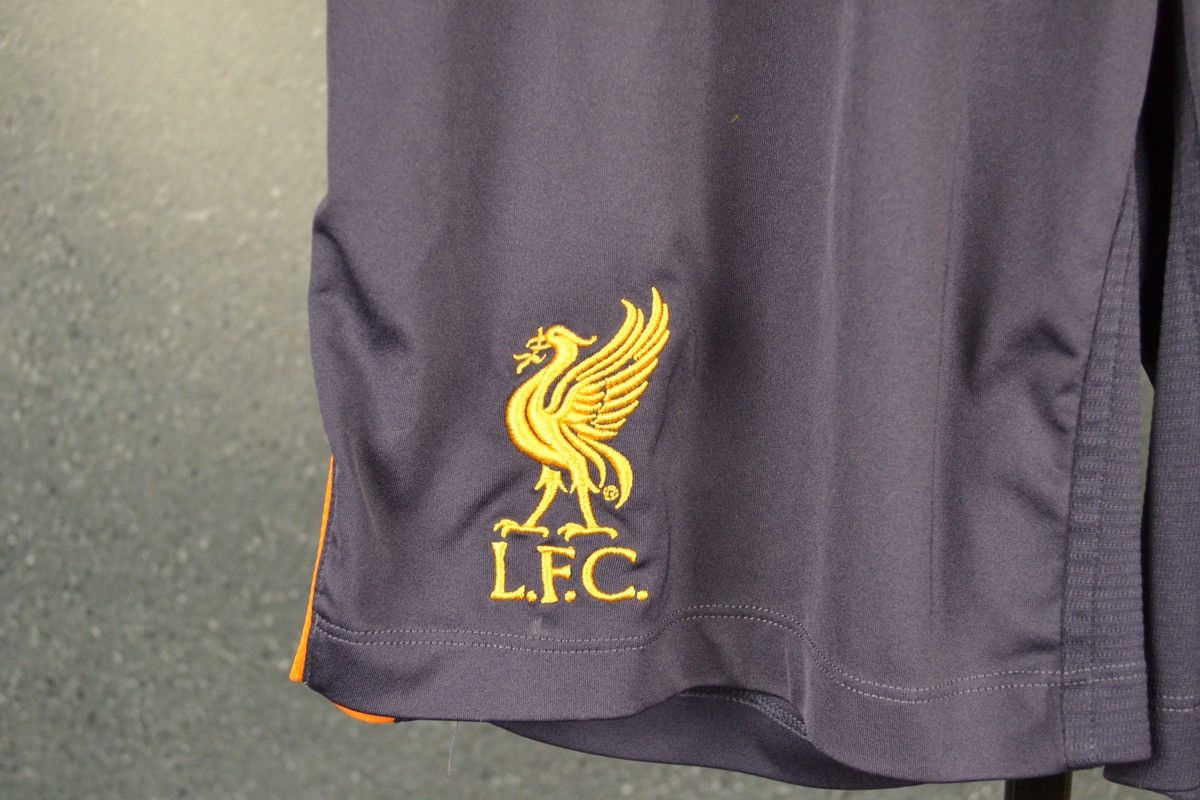 Warrior Liverpool FC 2012 2013 third warrior soccer shorts Size US 32 / EU 48 - 3 Thumbnail