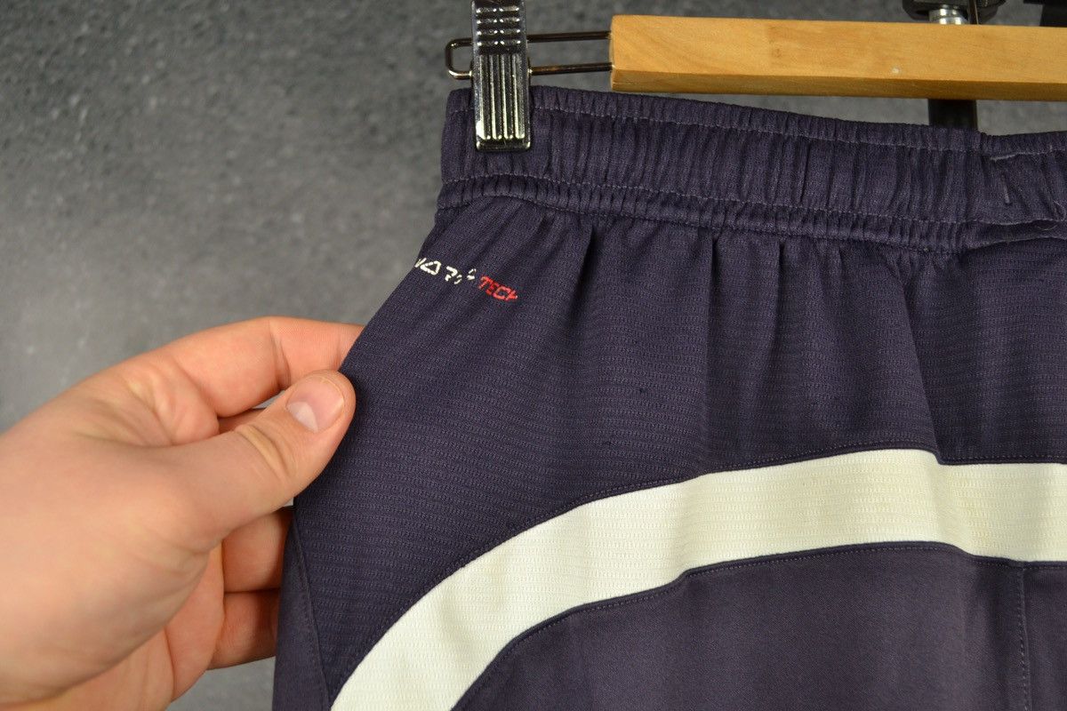 Warrior Liverpool FC 2012 2013 third warrior soccer shorts Size US 32 / EU 48 - 6 Thumbnail