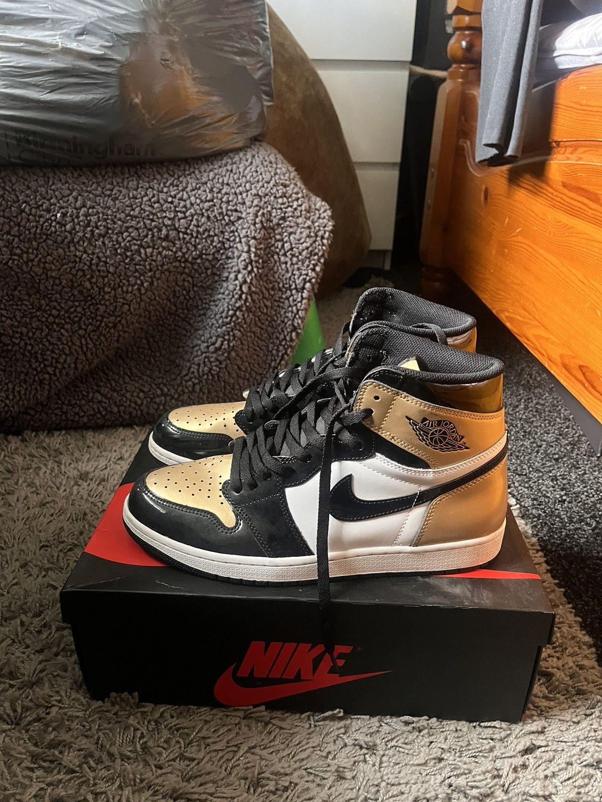 Air Jordan Gold Toe