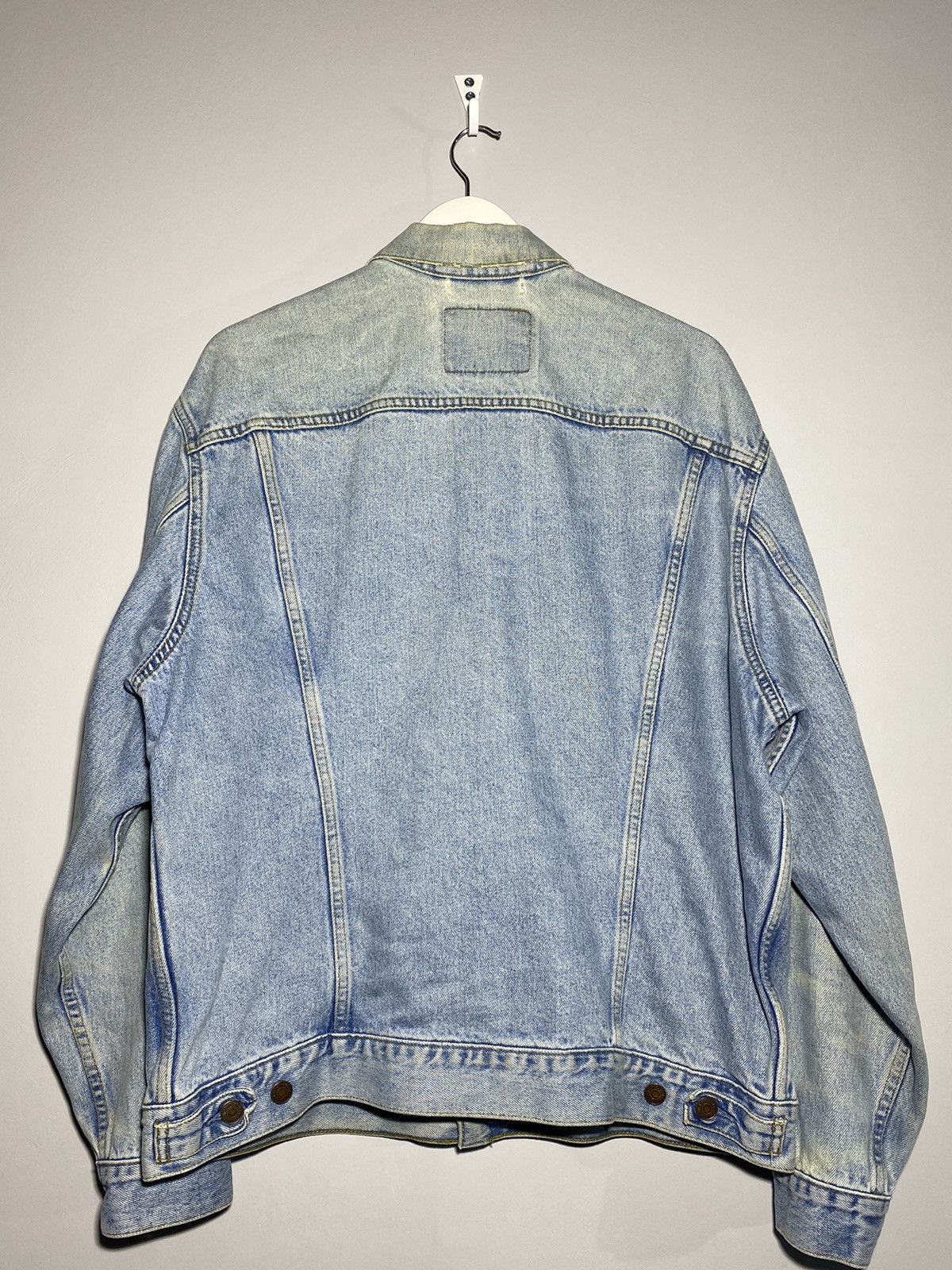 Levi's Vintage 90’s Levi’s washed distressed denim jacket Size US XL / EU 56 / 4 - 3 Thumbnail
