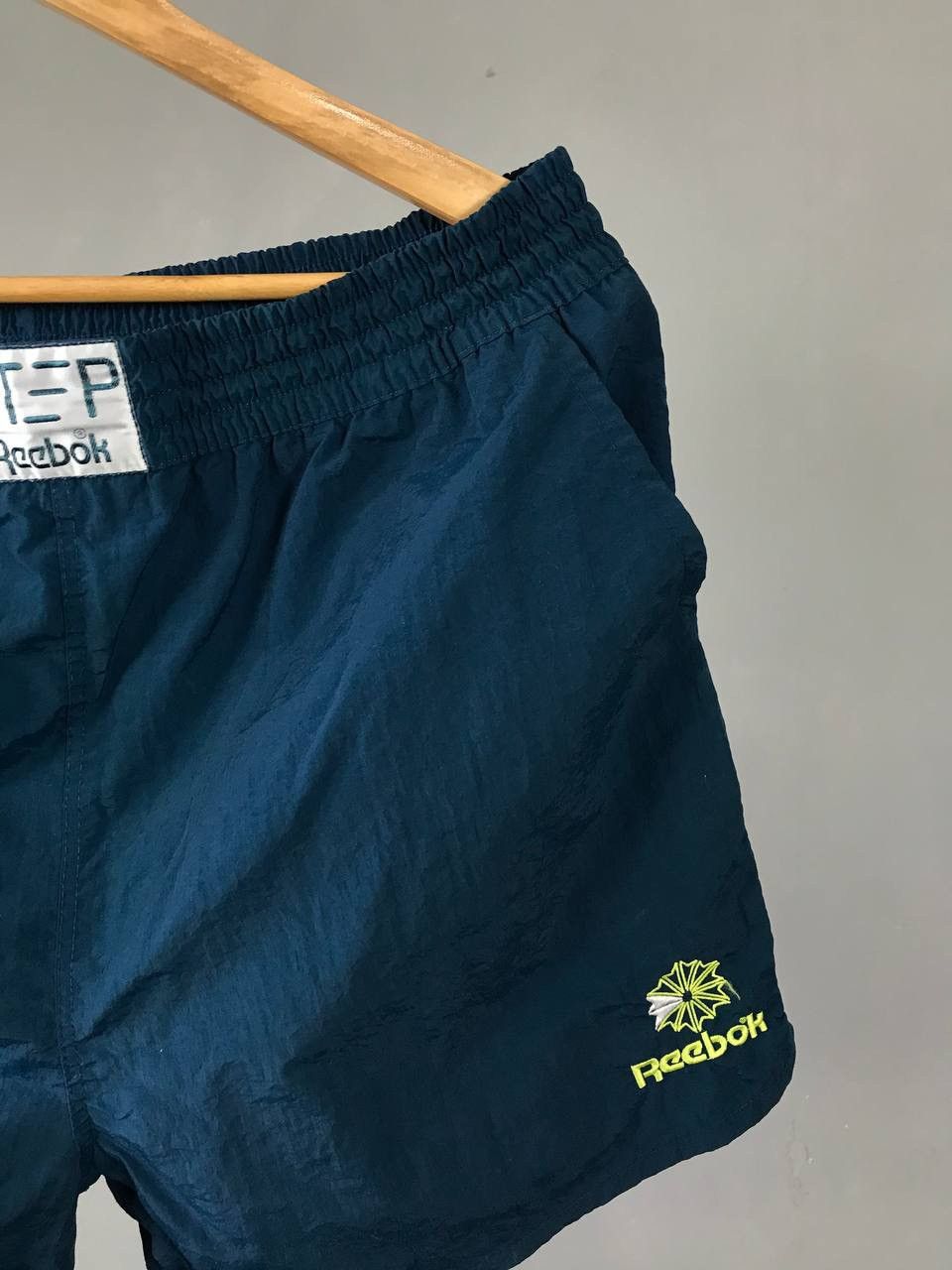 Reebok × Vintage Reebok step vintage nylon shorts Size US 34 / EU 50 - 2 Thumbnail