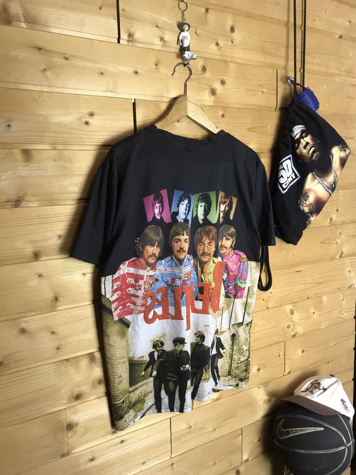 Band Tees Beatles over print t-shirt Size US XL / EU 56 / 4 - 7 Thumbnail