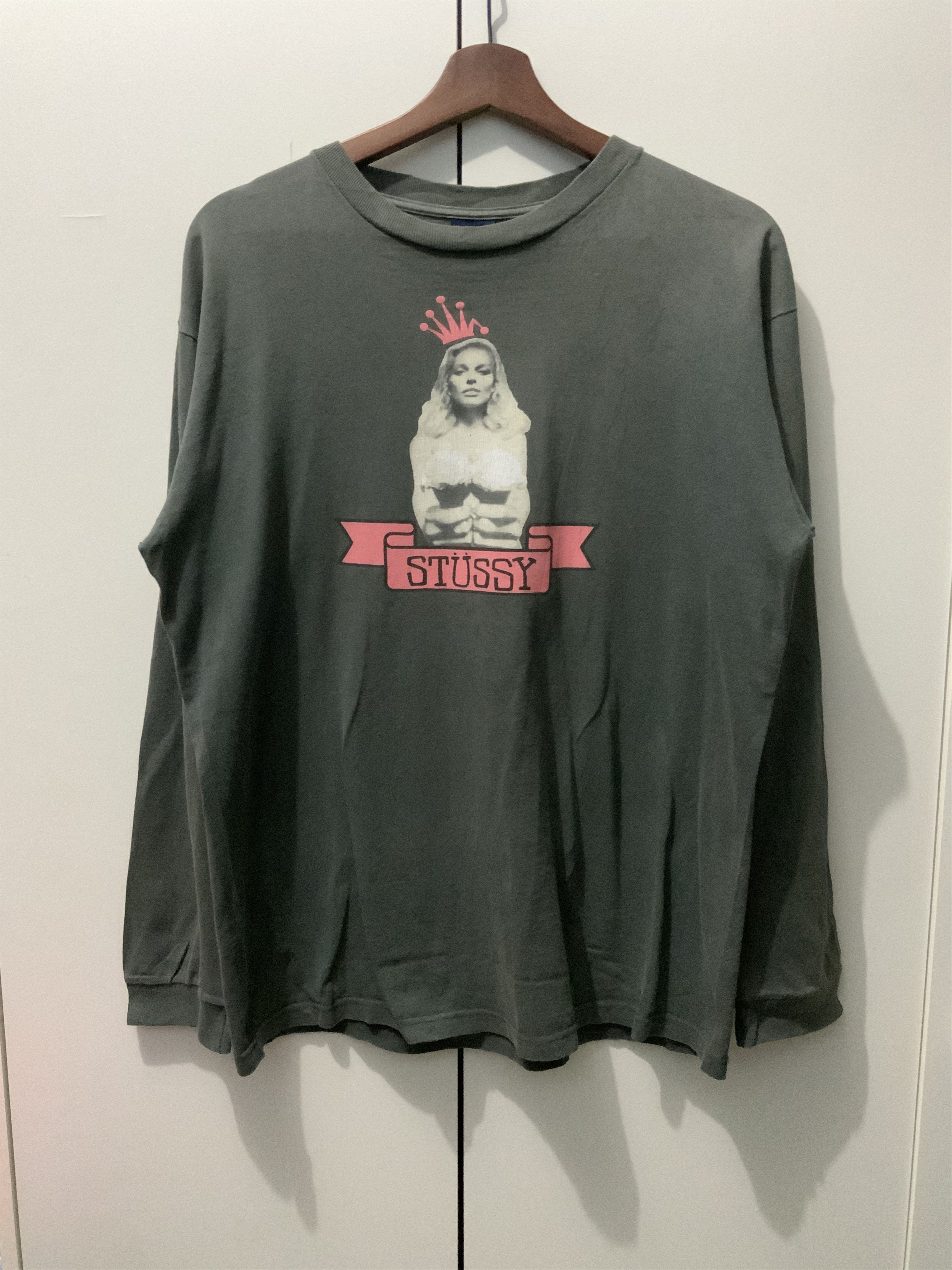 image of Avant Garde x Stussy Vintage Stussy Women Hold Ice Cream Faded Long Sleeve in Grey (Size Medium)