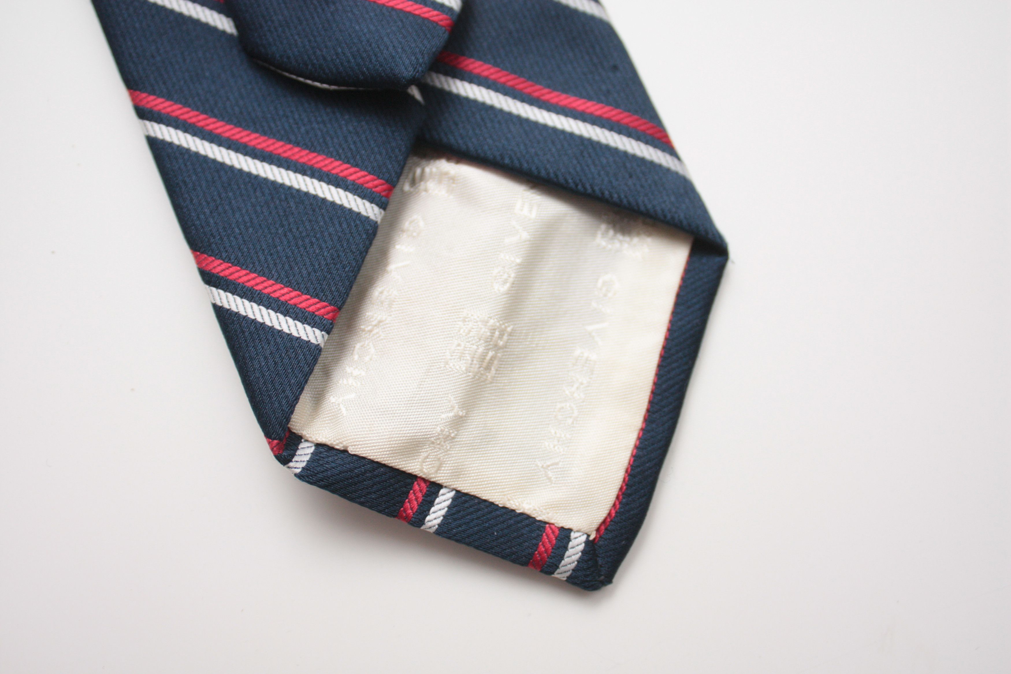 Givenchy Givenchy Monsieur Navy Silk Tie Made In U.S.A. Size ONE SIZE - 2 Thumbnail