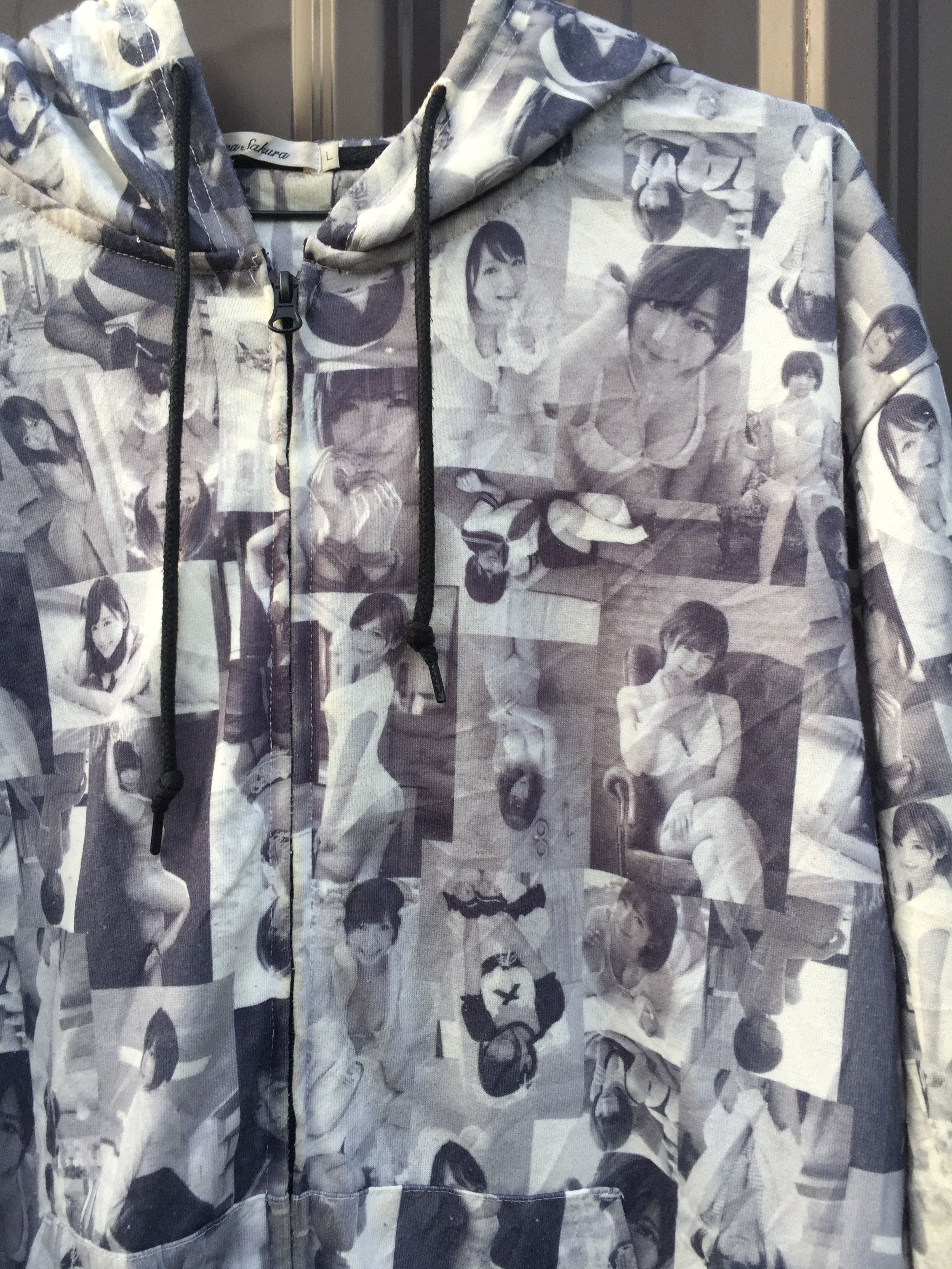 Japanese Brand Mana Sakura AV Idol Model OVP Zip Hoodie Size US M / EU 48-50 / 2 - 2 Thumbnail