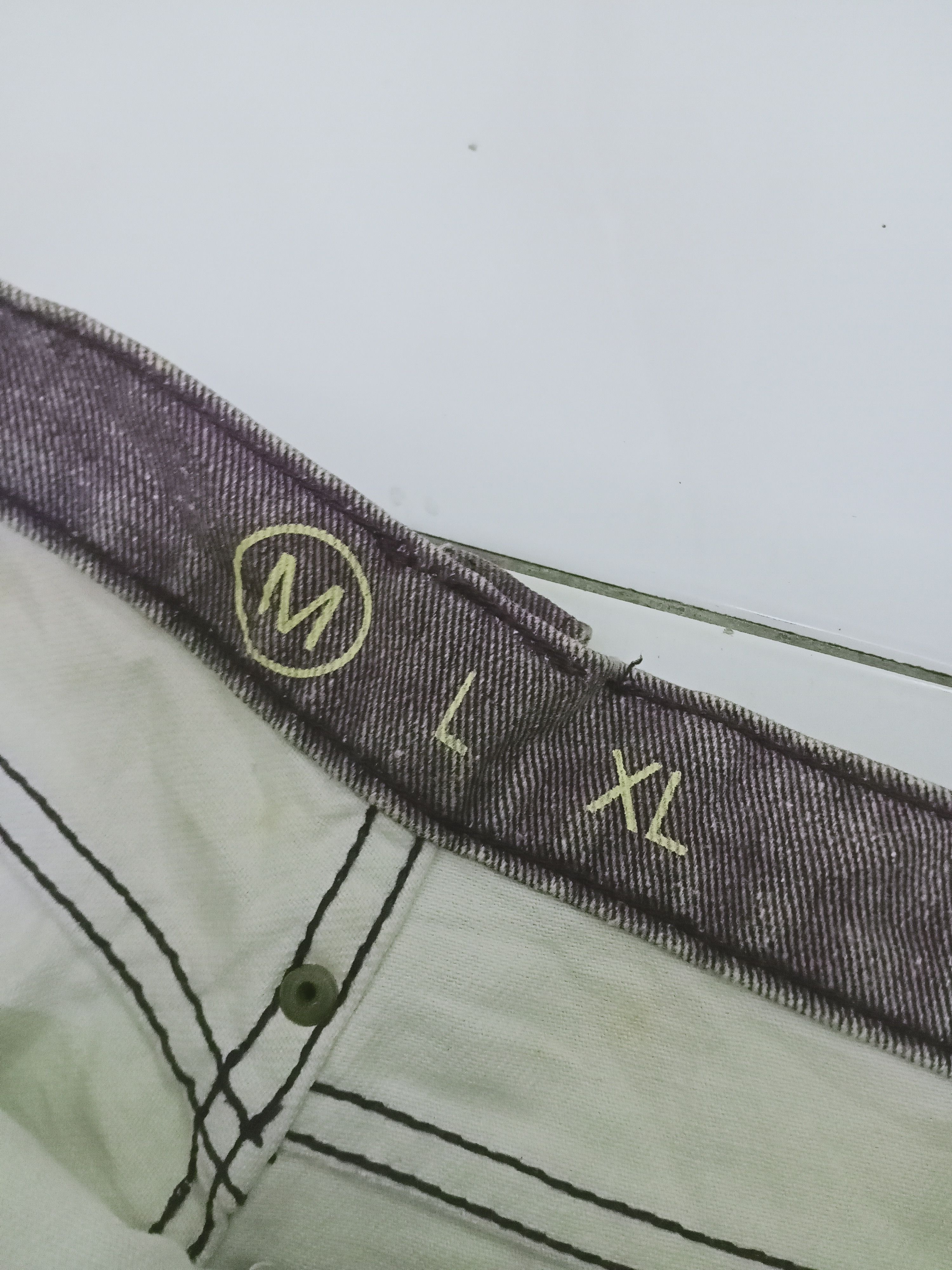 Japanese Brand Luv Gun Clothing Punk Bondage Denim Jeans Size US 31 - 13 Thumbnail
