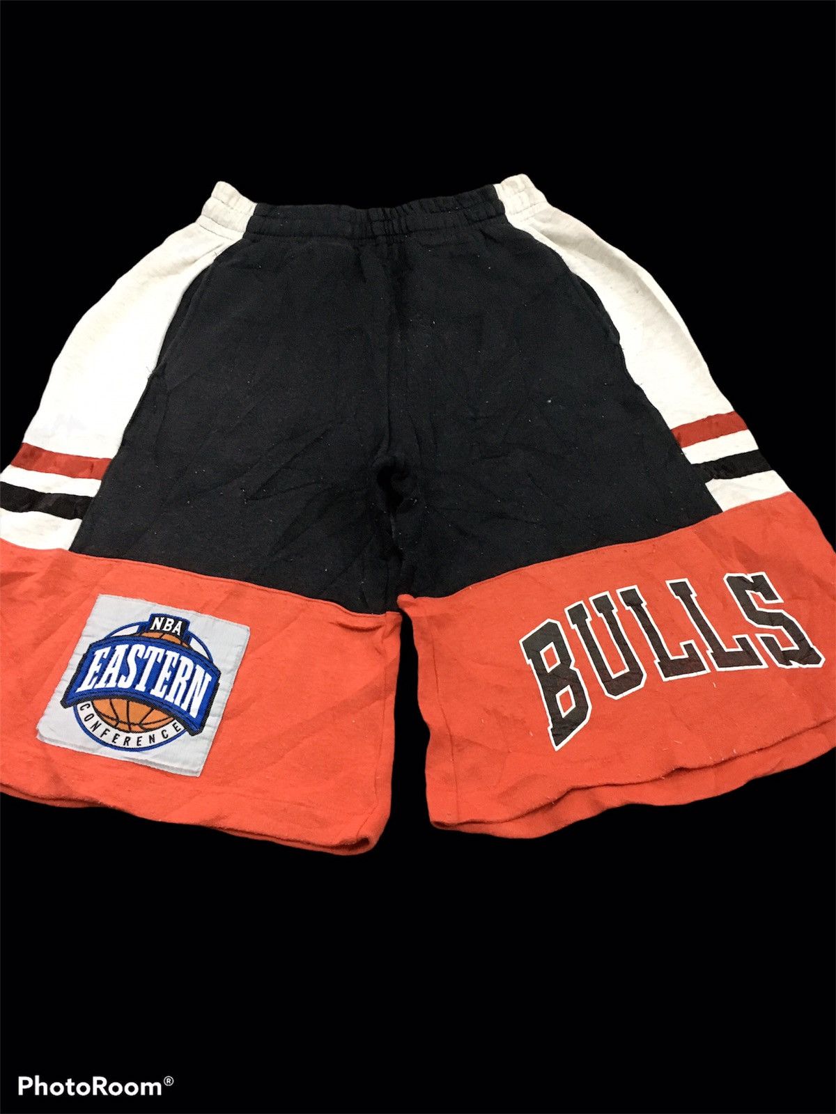 NBA × Vintage Vintage NBA Eastern Bulls Sort Pants Size US 30 / EU 46 - 2 Thumbnail