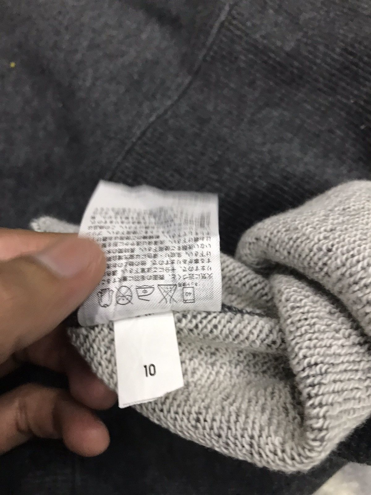Keith Haring × Uniqlo Uniqlo colabs with keith haring hoodies Size US M / EU 48-50 / 2 - 7 Thumbnail