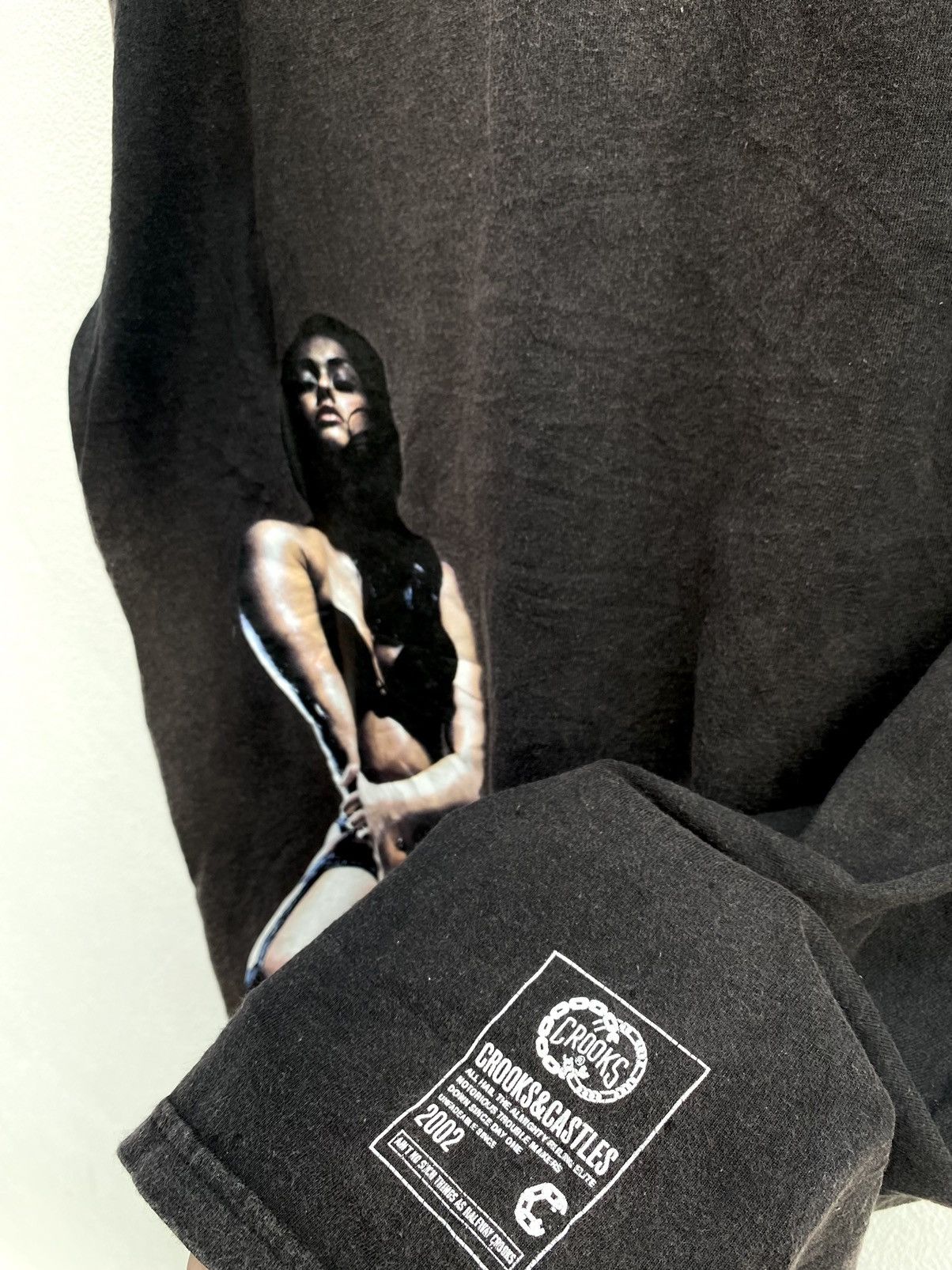 Crooks & Castles Vintage Crooks & Castles Sexy Woman Size US XL / EU 56 / 4 - 2 Thumbnail