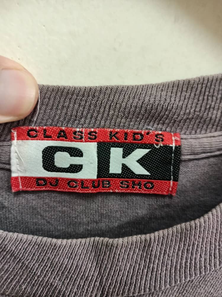 Vintage Vintage 90s Class Kids Dj Club Sho t-shirt Size US L / EU 52-54 / 3 - 5 Thumbnail