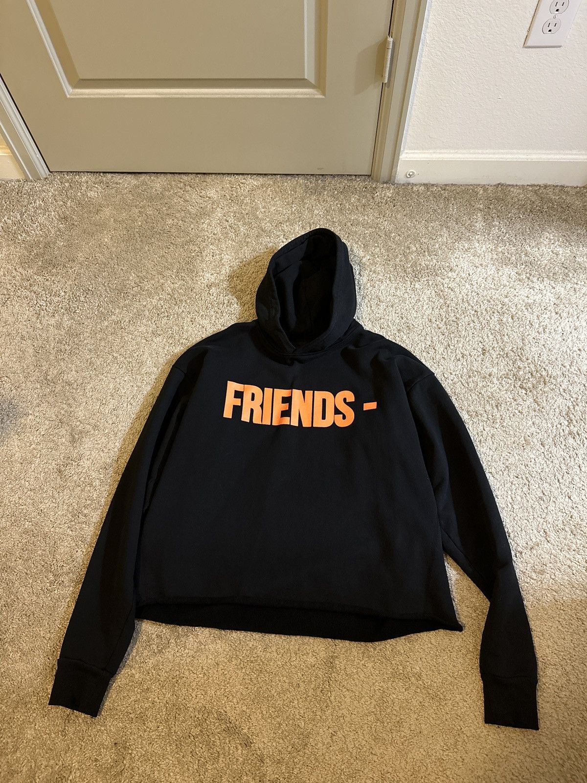 Vlone Vlone Friends Hoodie ‘Black/Orange’ Size US S / EU 44-46 / 1 - 1 Thumbnail