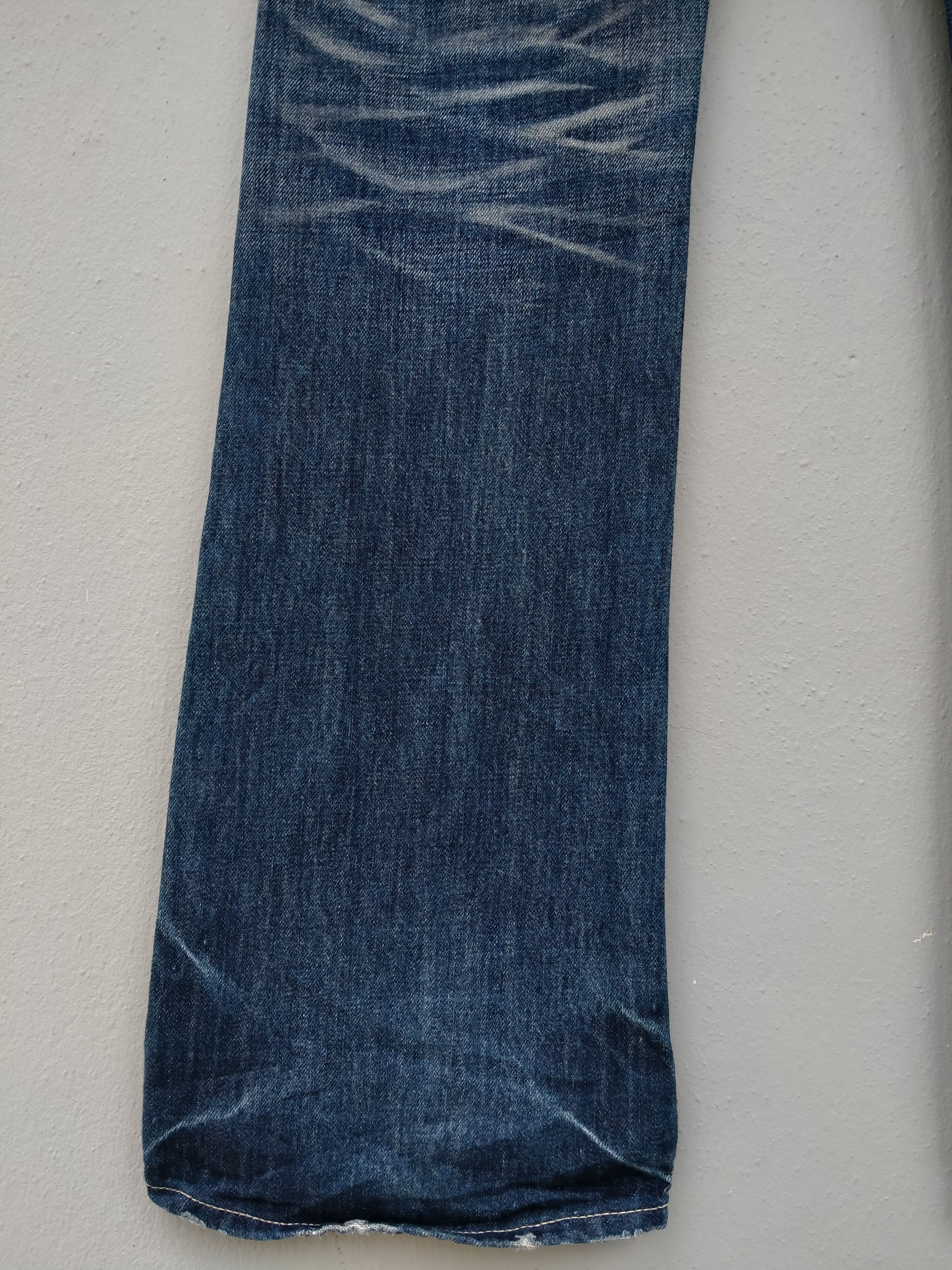 Vanquish Vintage Vanquish Distressed Flare Denim Spark Low Rise Jeans Size US 32 / EU 48 - 13 Thumbnail