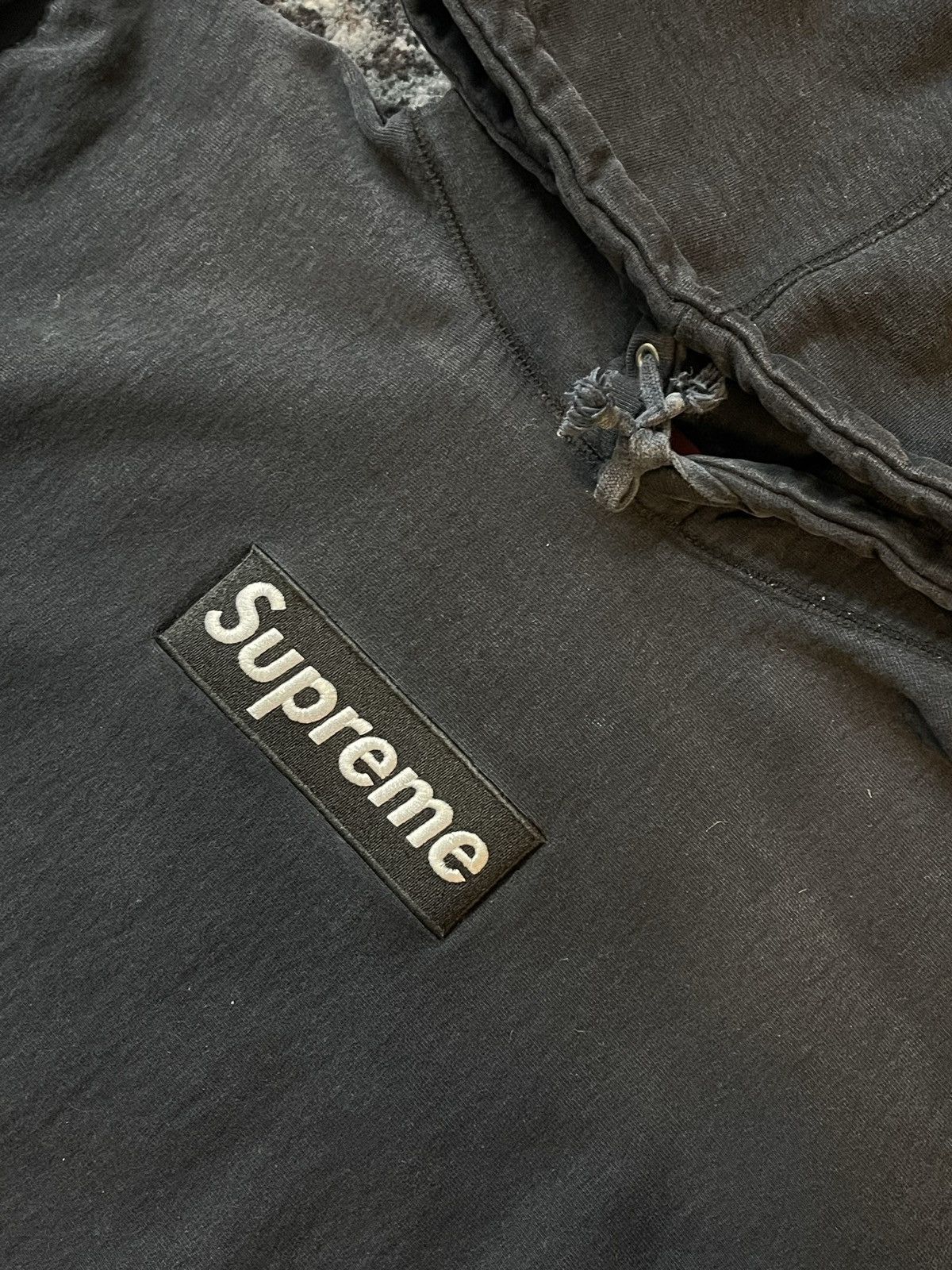 Supreme Supreme 2007 Black on Black Box Logo Size XL Size US XL / EU 56 / 4 - 2 Thumbnail