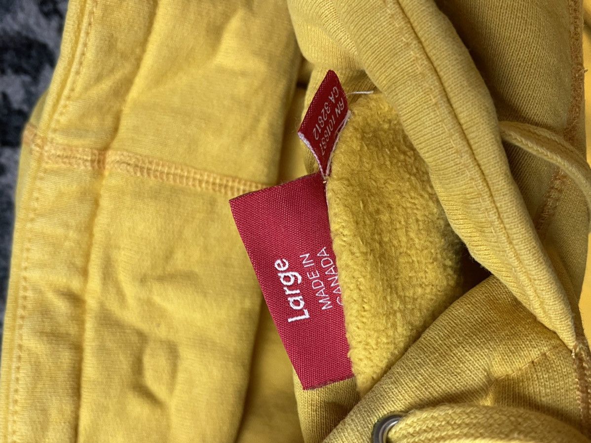 Supreme Supreme FW11 Mustard Box Logo Size Large Size US L / EU 52-54 / 3 - 4 Thumbnail