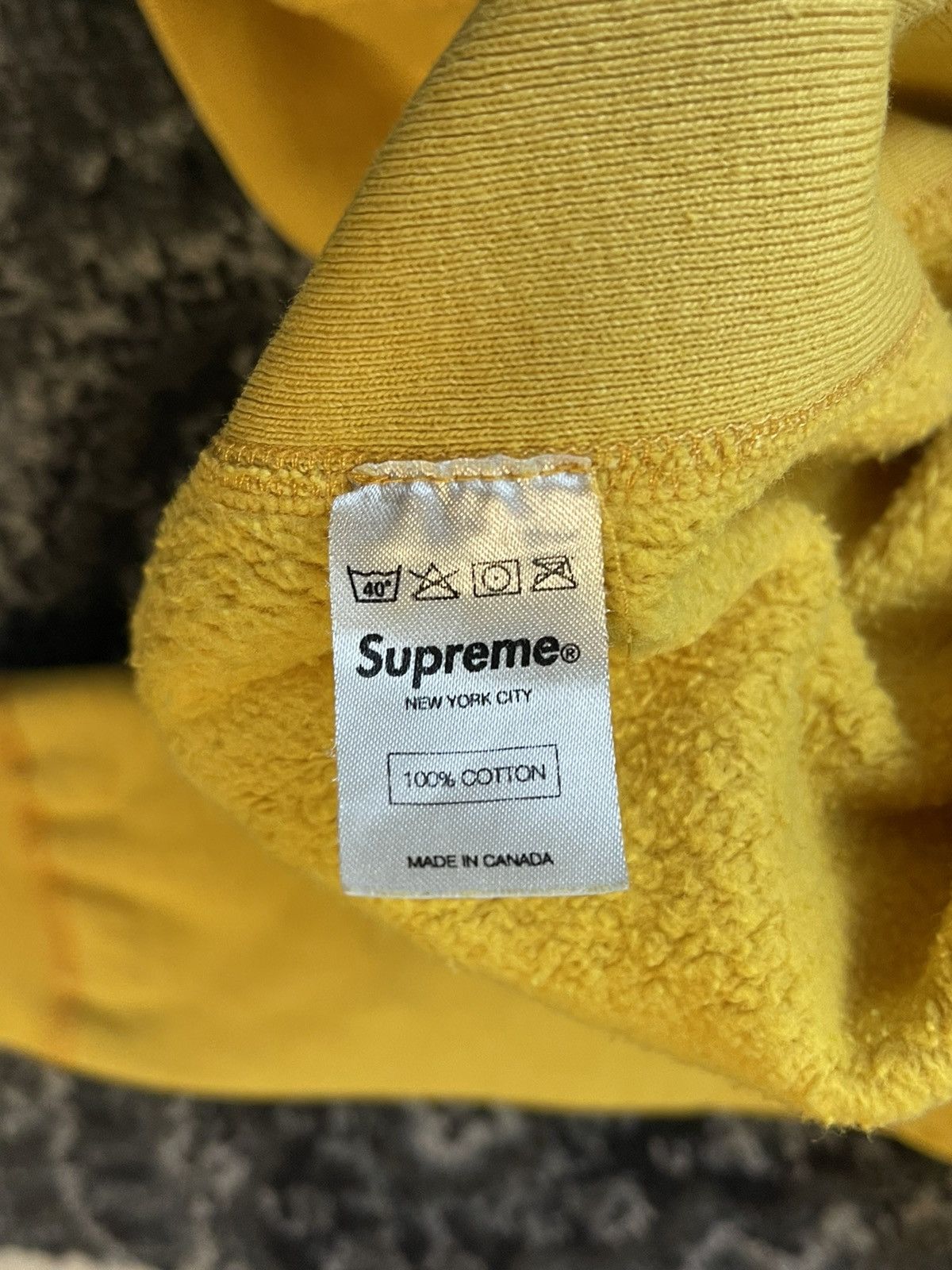 Supreme Supreme FW11 Mustard Box Logo Size Large Size US L / EU 52-54 / 3 - 5 Thumbnail